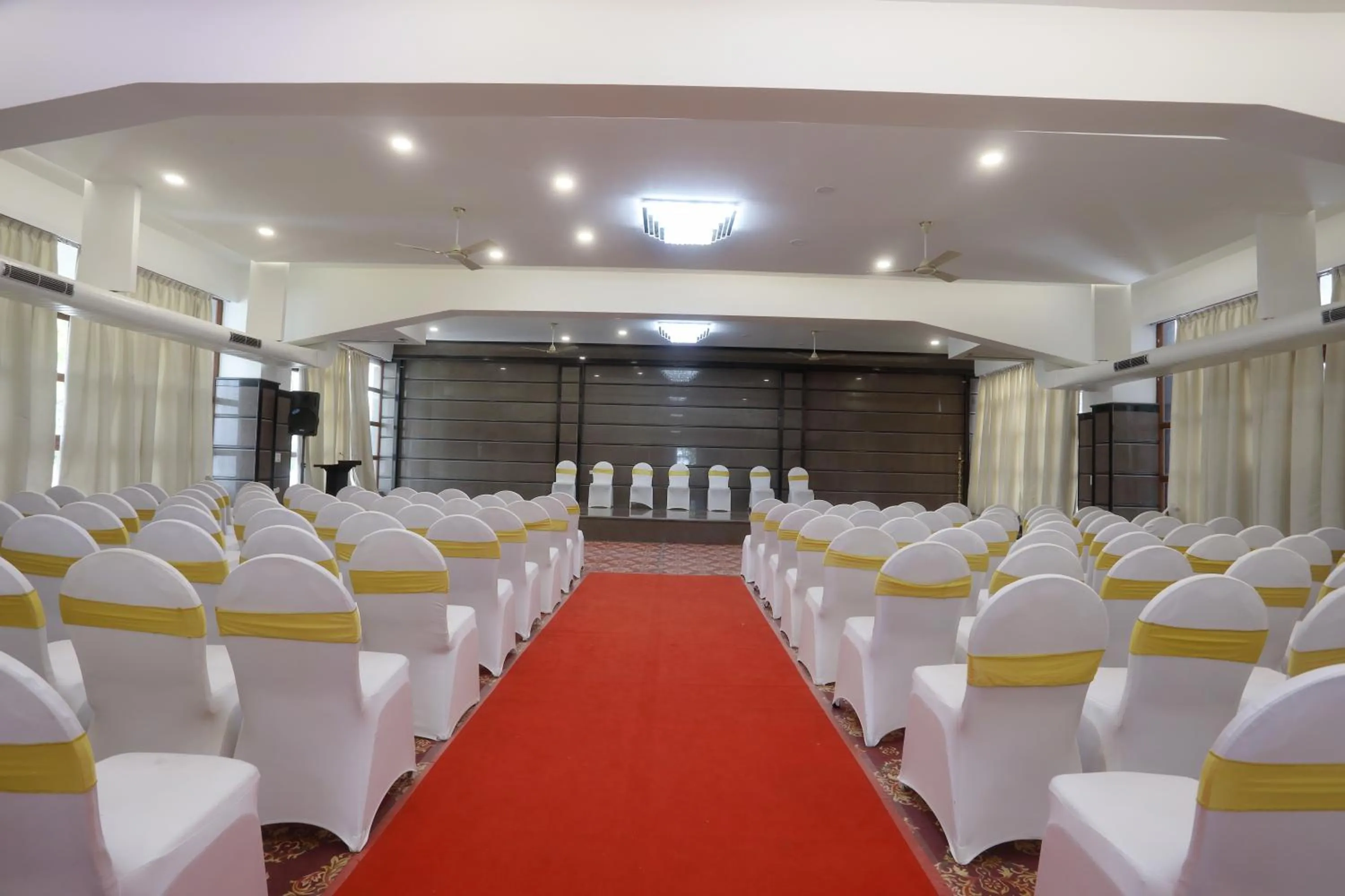 Business facilities in Holiday Valley Hotels And Resorts