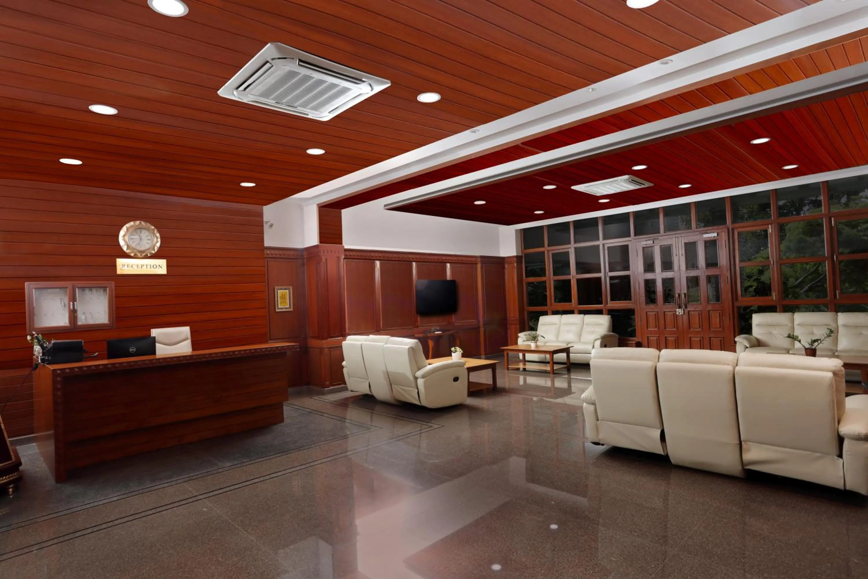 Lobby or reception in Holiday Valley Hotels And Resorts