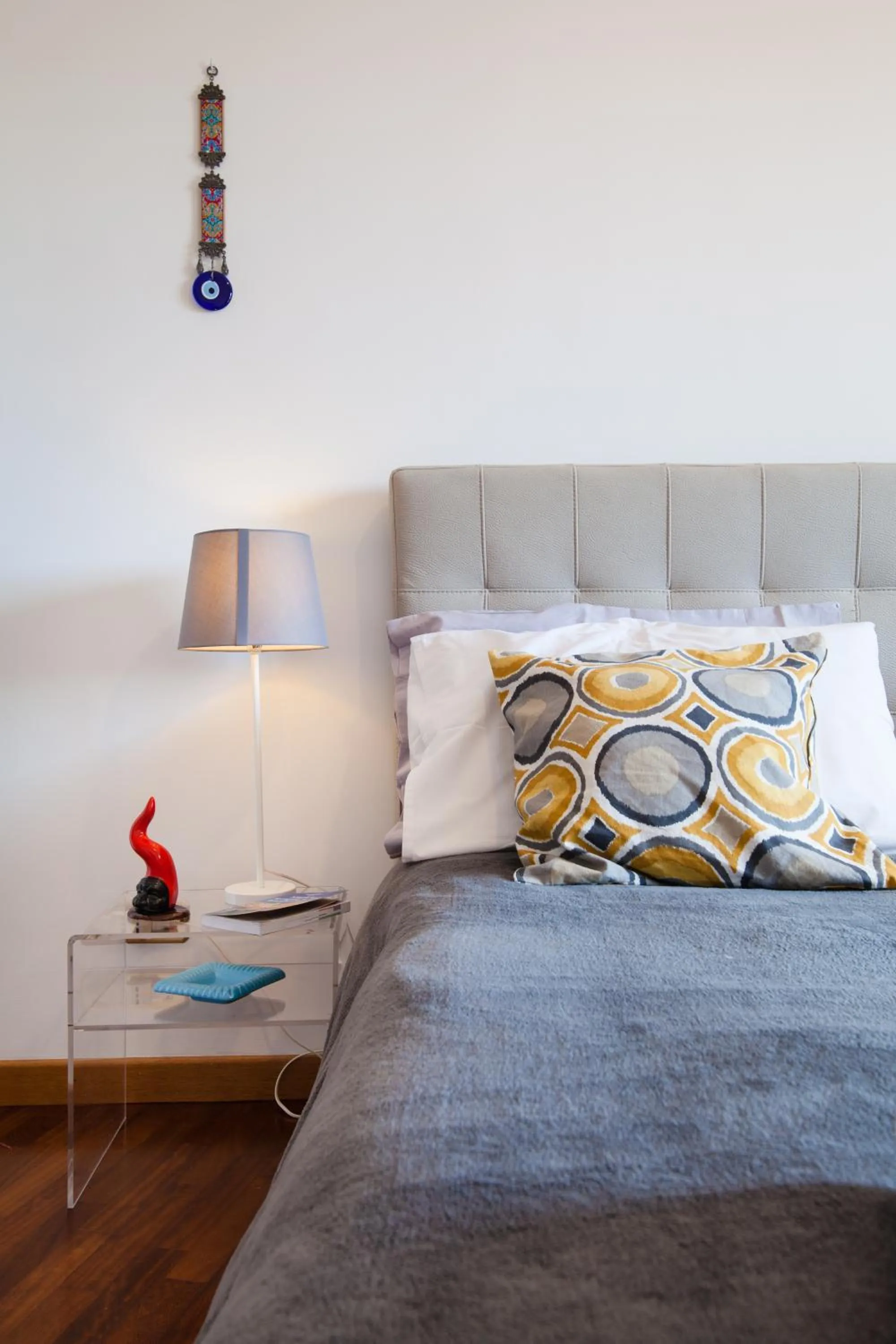 Bed in NapoliCentro Mare - Sea View Rooms & Suites