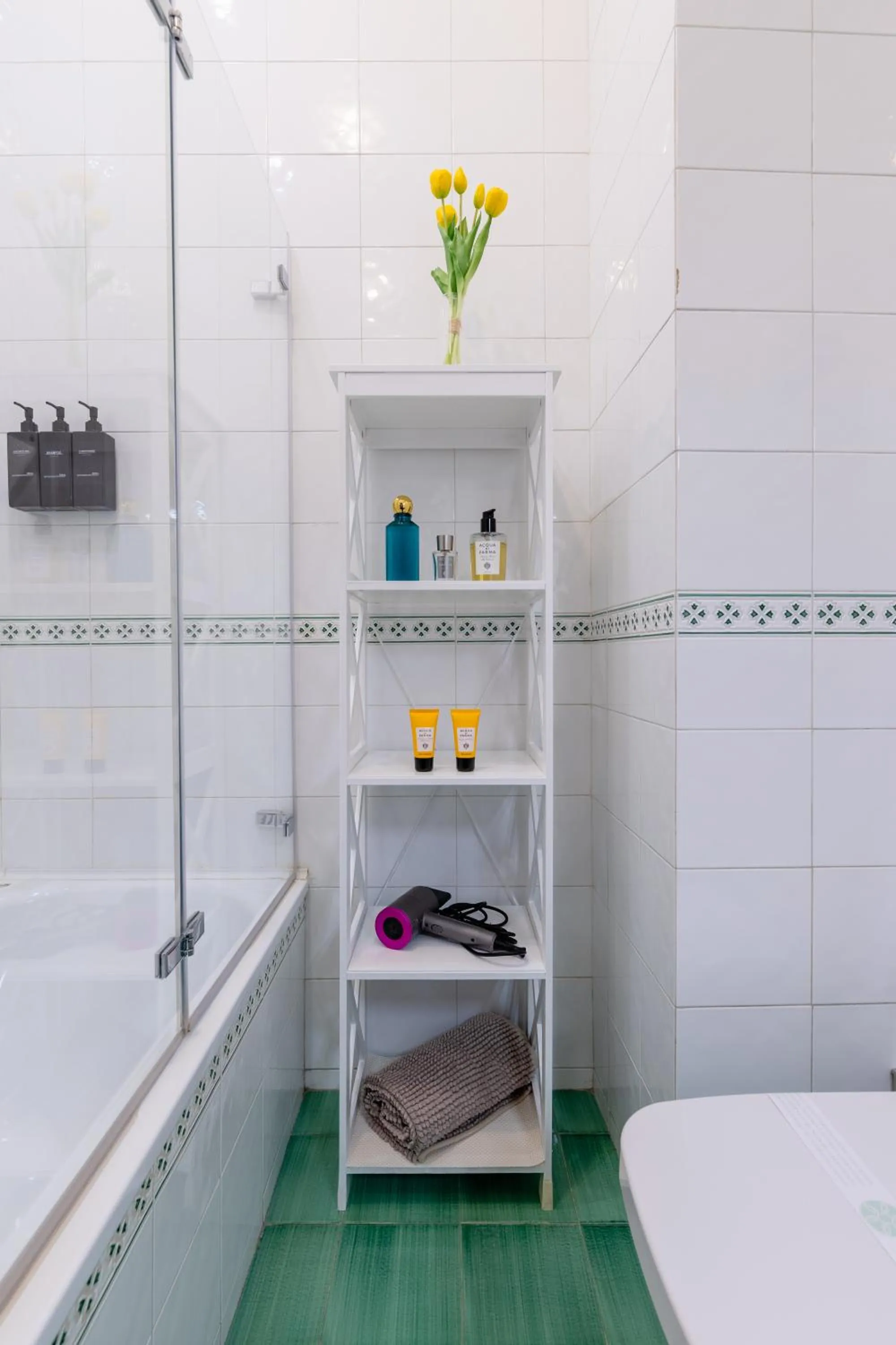 Toilet in NapoliCentro Mare - Sea View Rooms & Suites