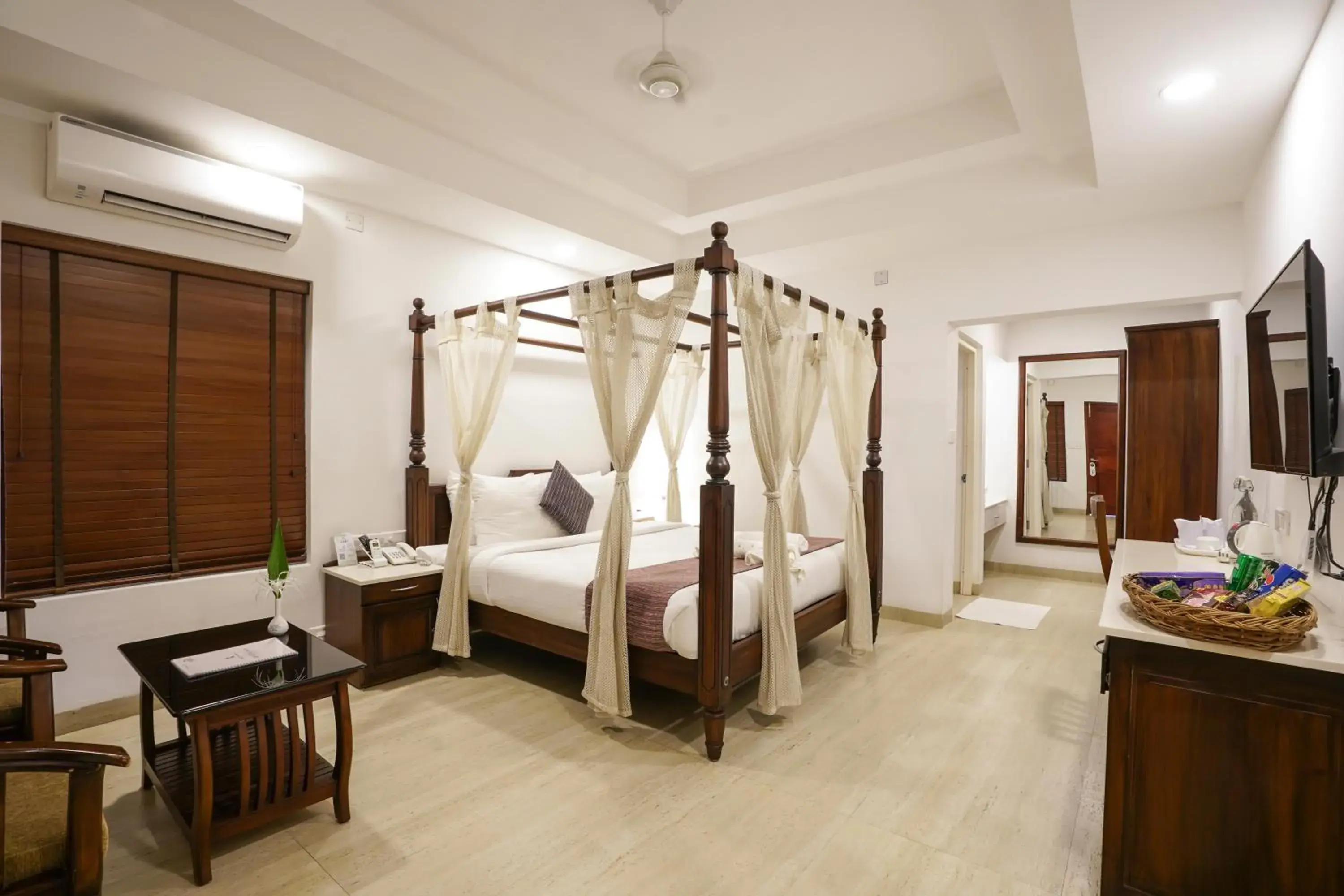 Photo of the whole room, Bed in Once Upon The River, Aluva - Near Cochin International Airport Photo of the whole room, Bed in Once Upon The River, Aluva - Near Cochin International Airport
