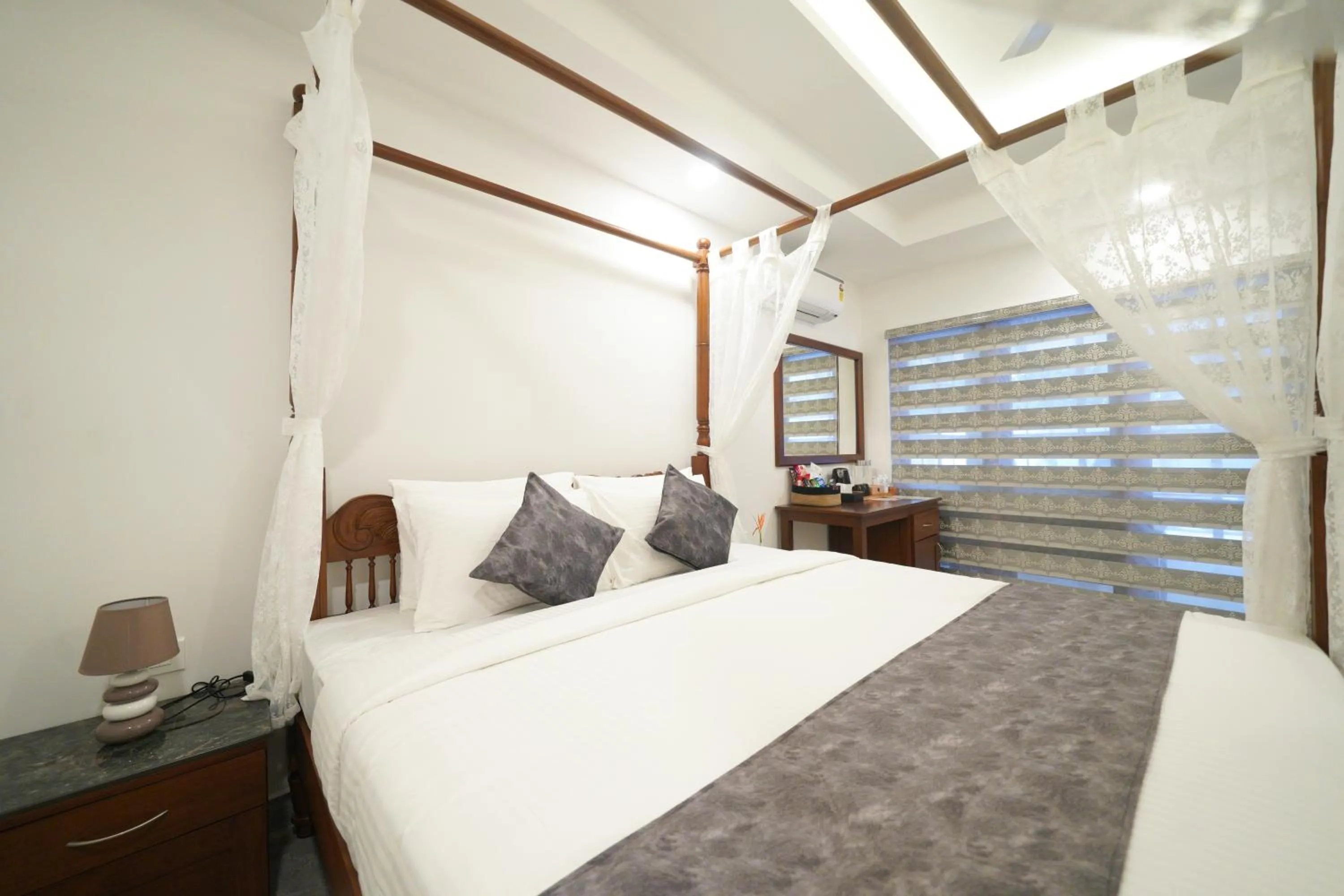 Bedroom, Bed in Once Upon The River, Aluva - Near Cochin International Airport