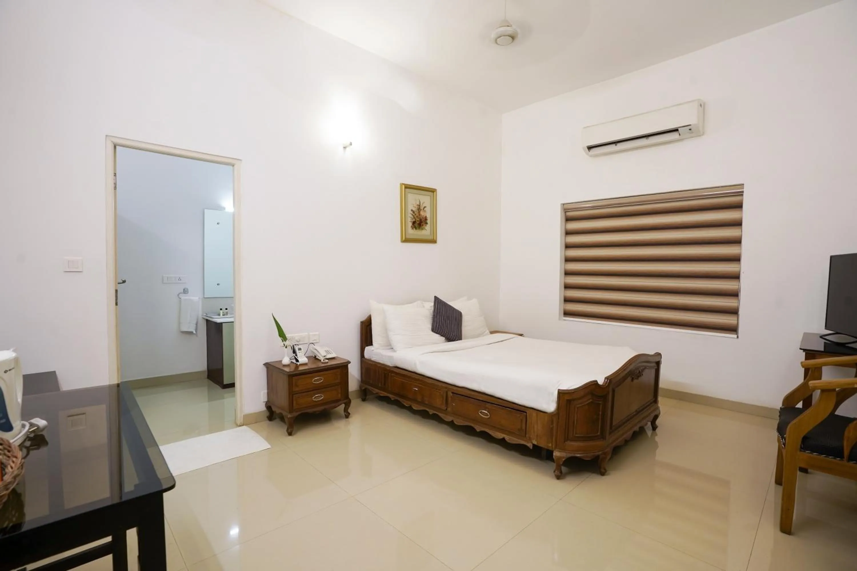 Photo of the whole room, Bed in Once Upon The River, Aluva - Near Cochin International Airport