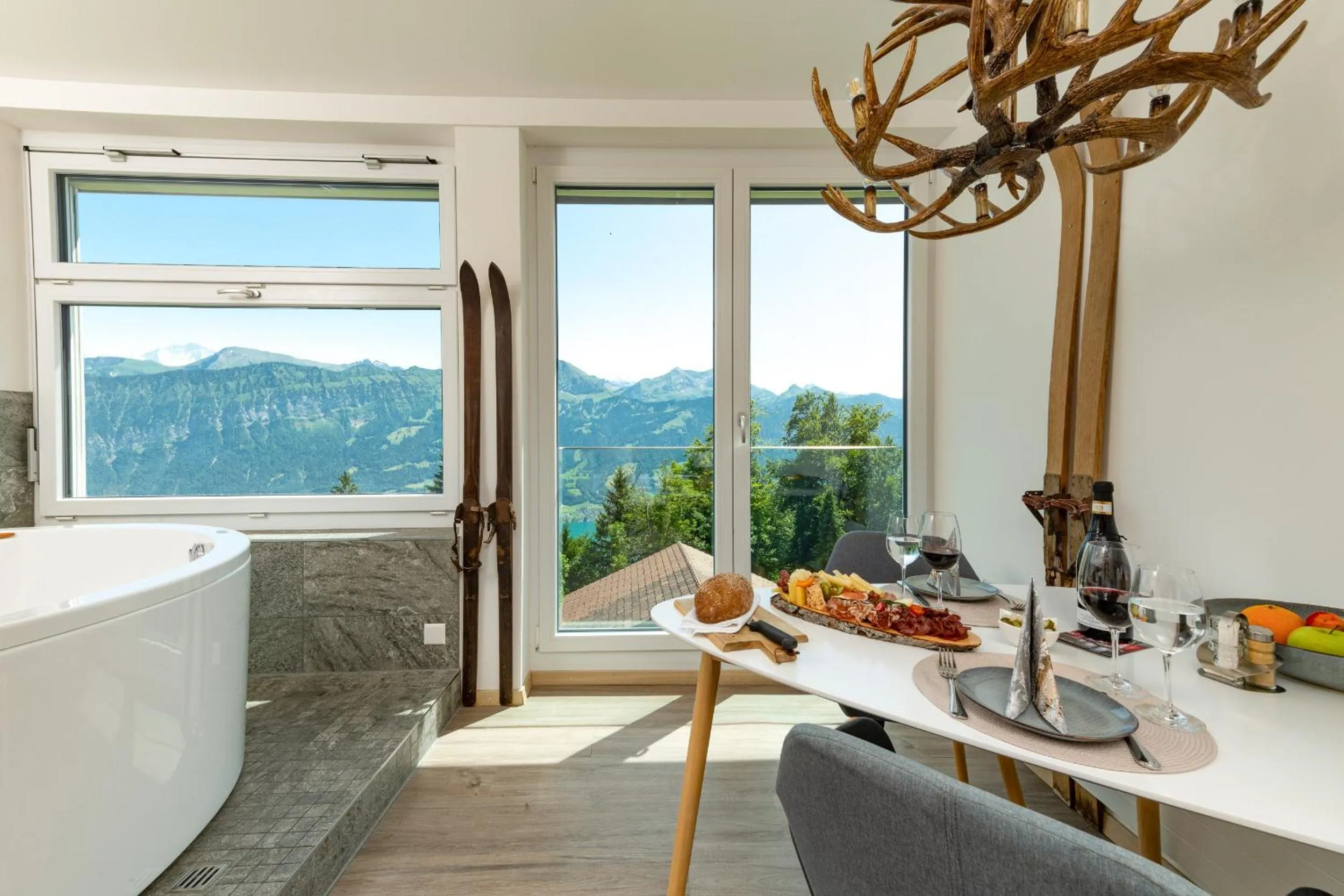 Hot Tub in Hotel Zeit & Traum Privat SPA