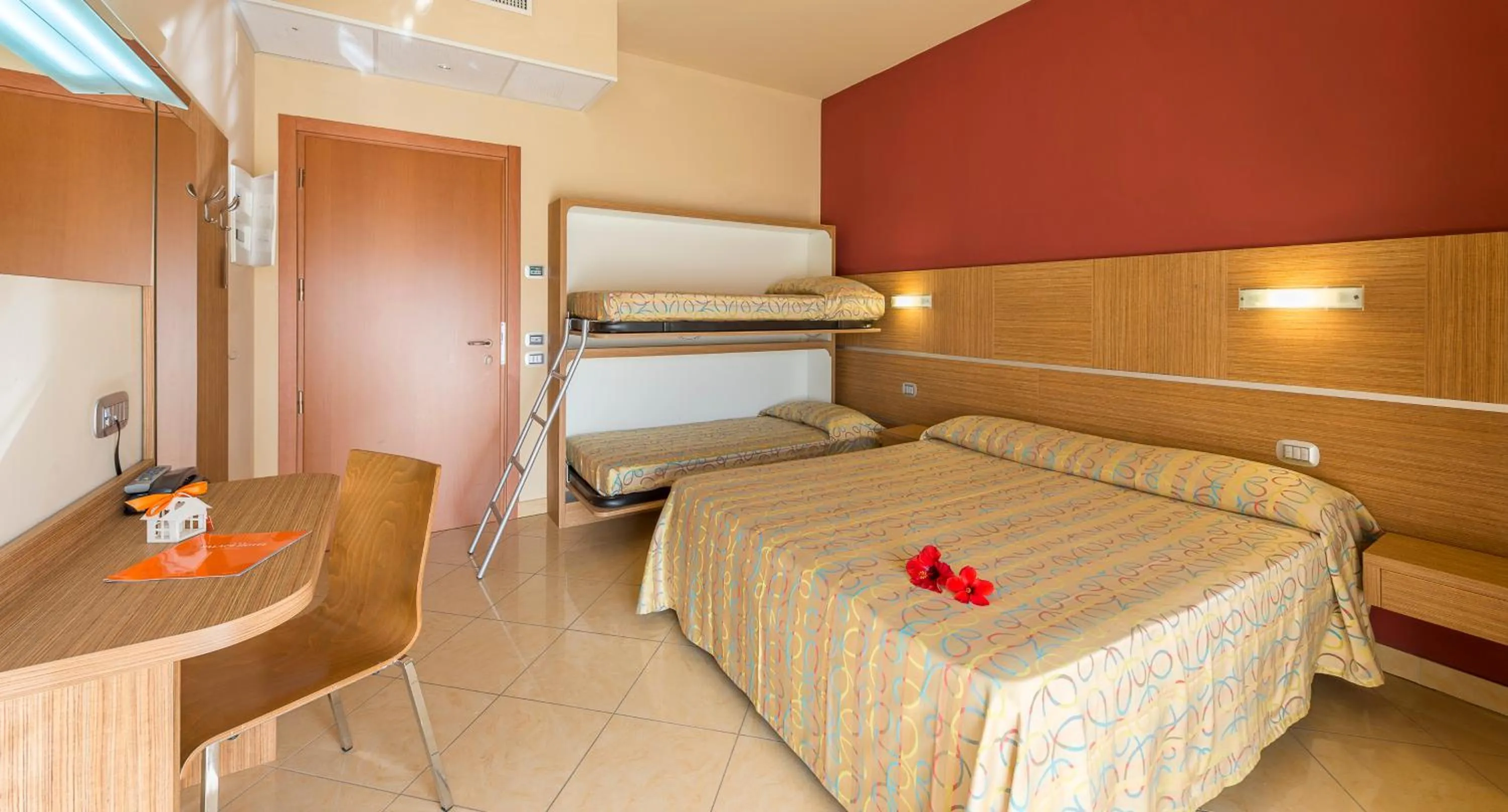 Bedroom, Bed in Hotel Palace Magnolia SPA