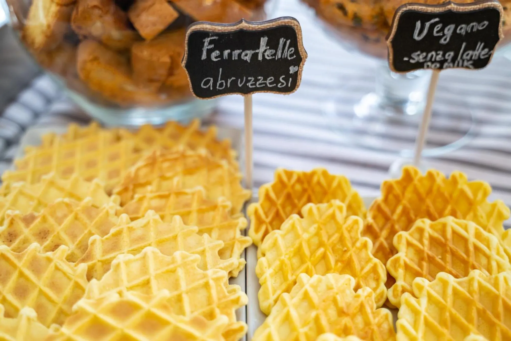 Continental breakfast in Hotel Palace Magnolia SPA
