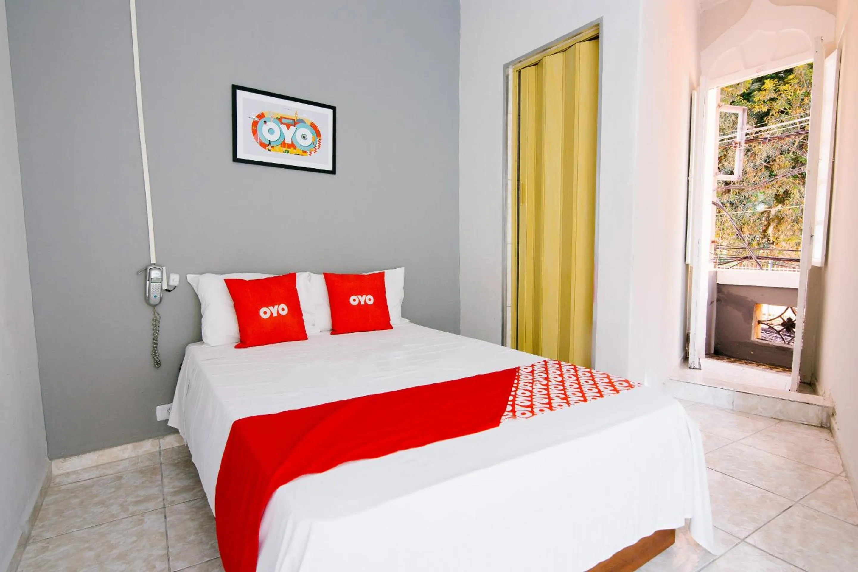 Bedroom in OYO Hotel Castro Alves, São Paulo