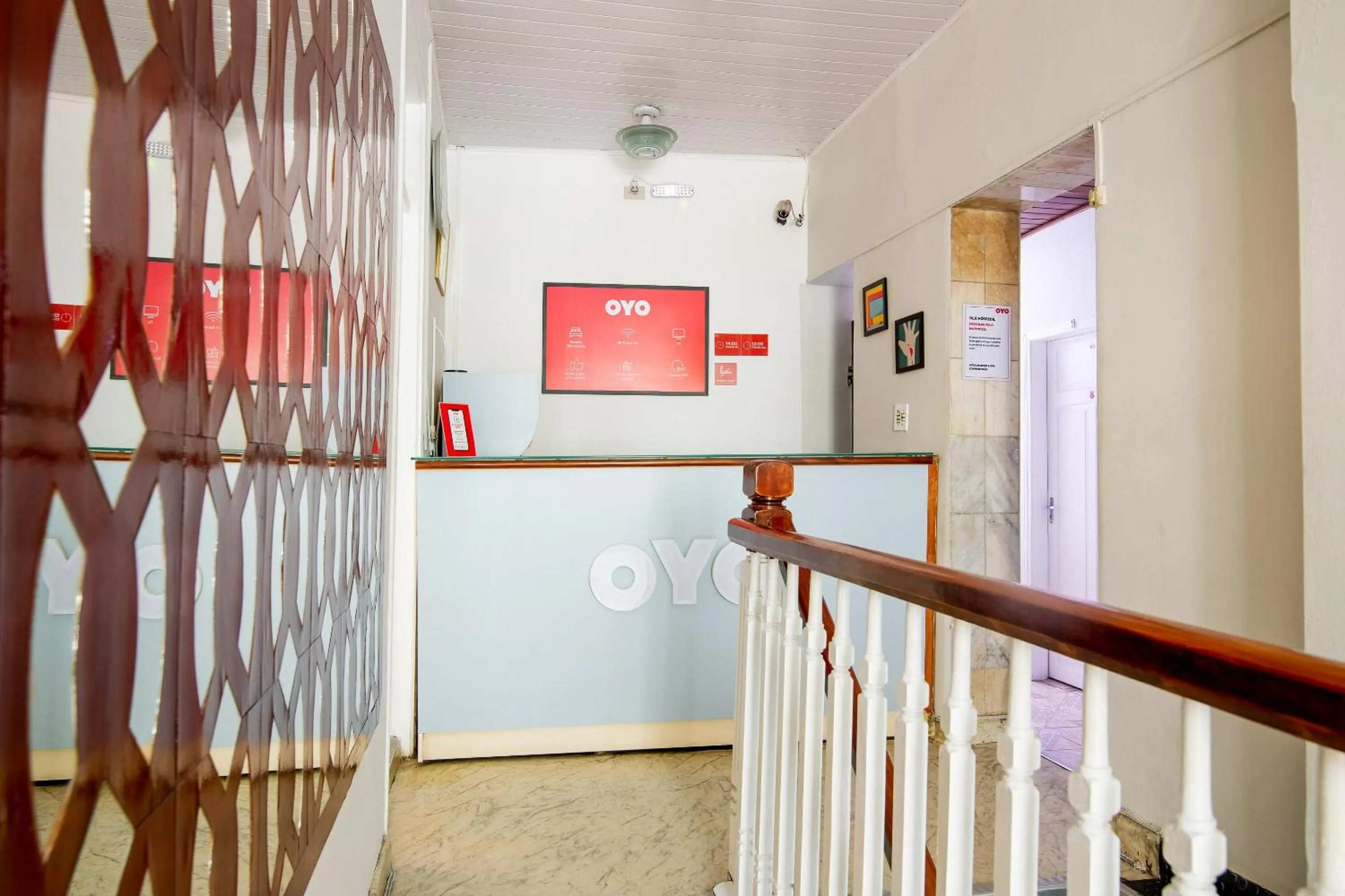 Lobby or reception in OYO Hotel Castro Alves, São Paulo