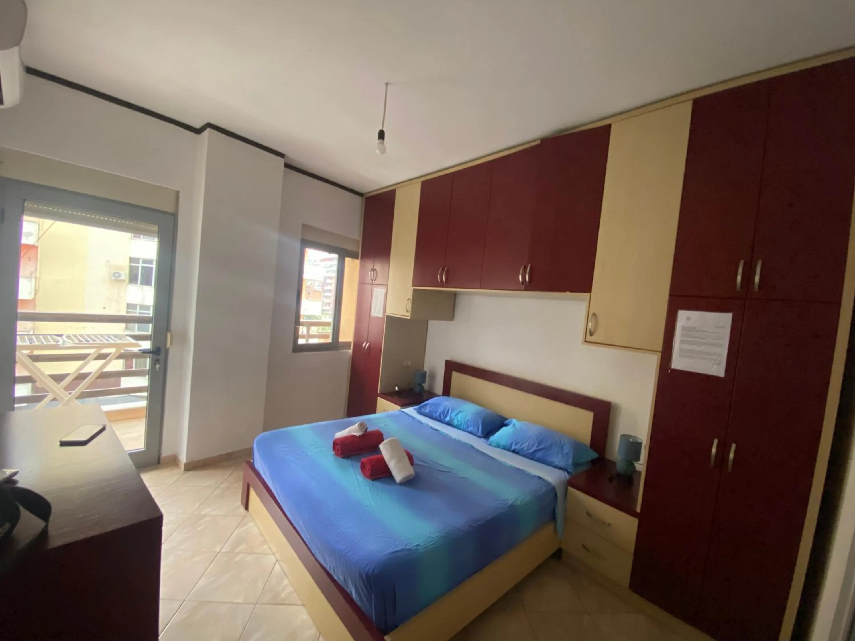 Bed in Home Sweet Home - Guest House