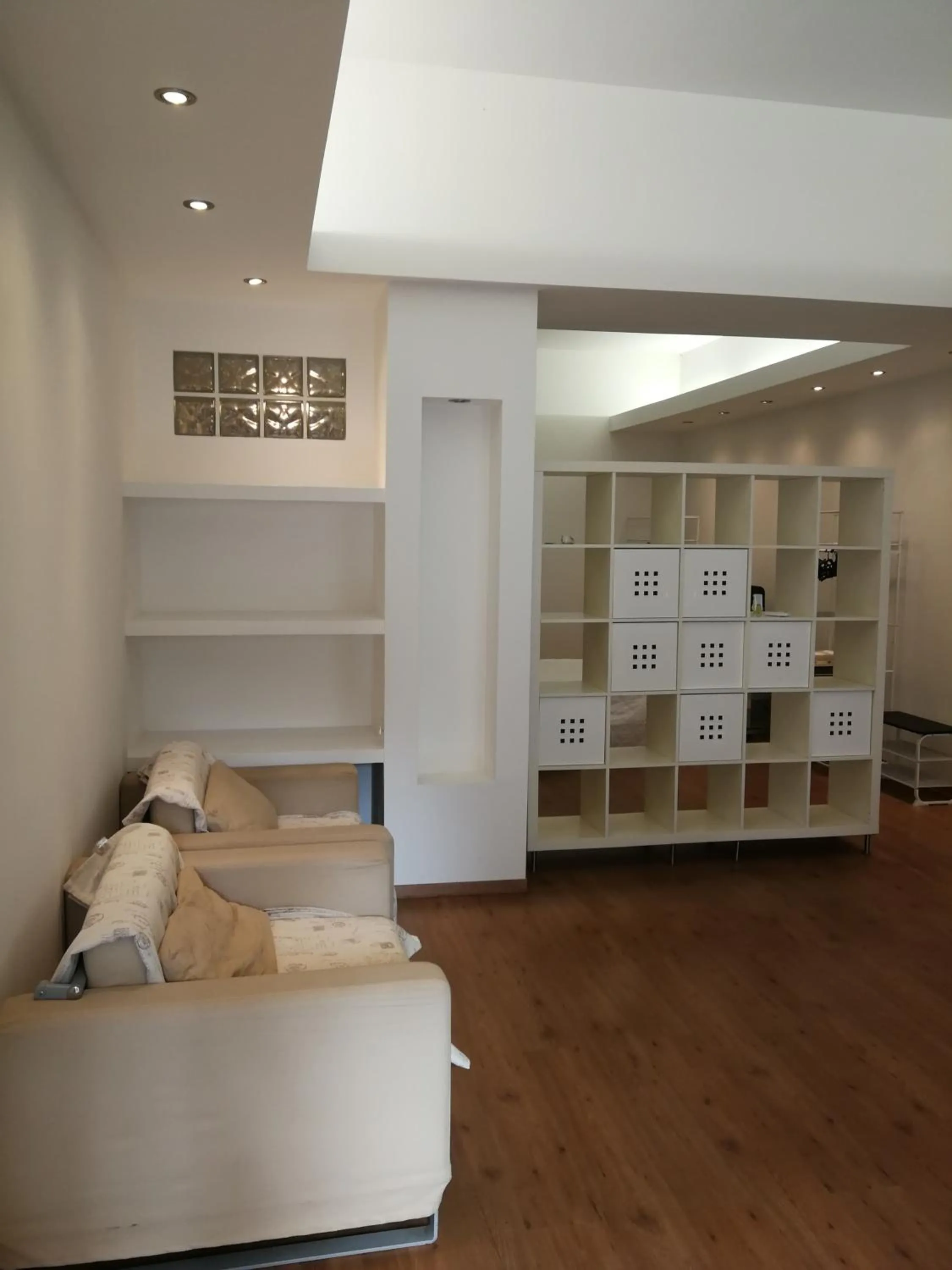 Living room, Bed in Il Giardino Dei Limoni