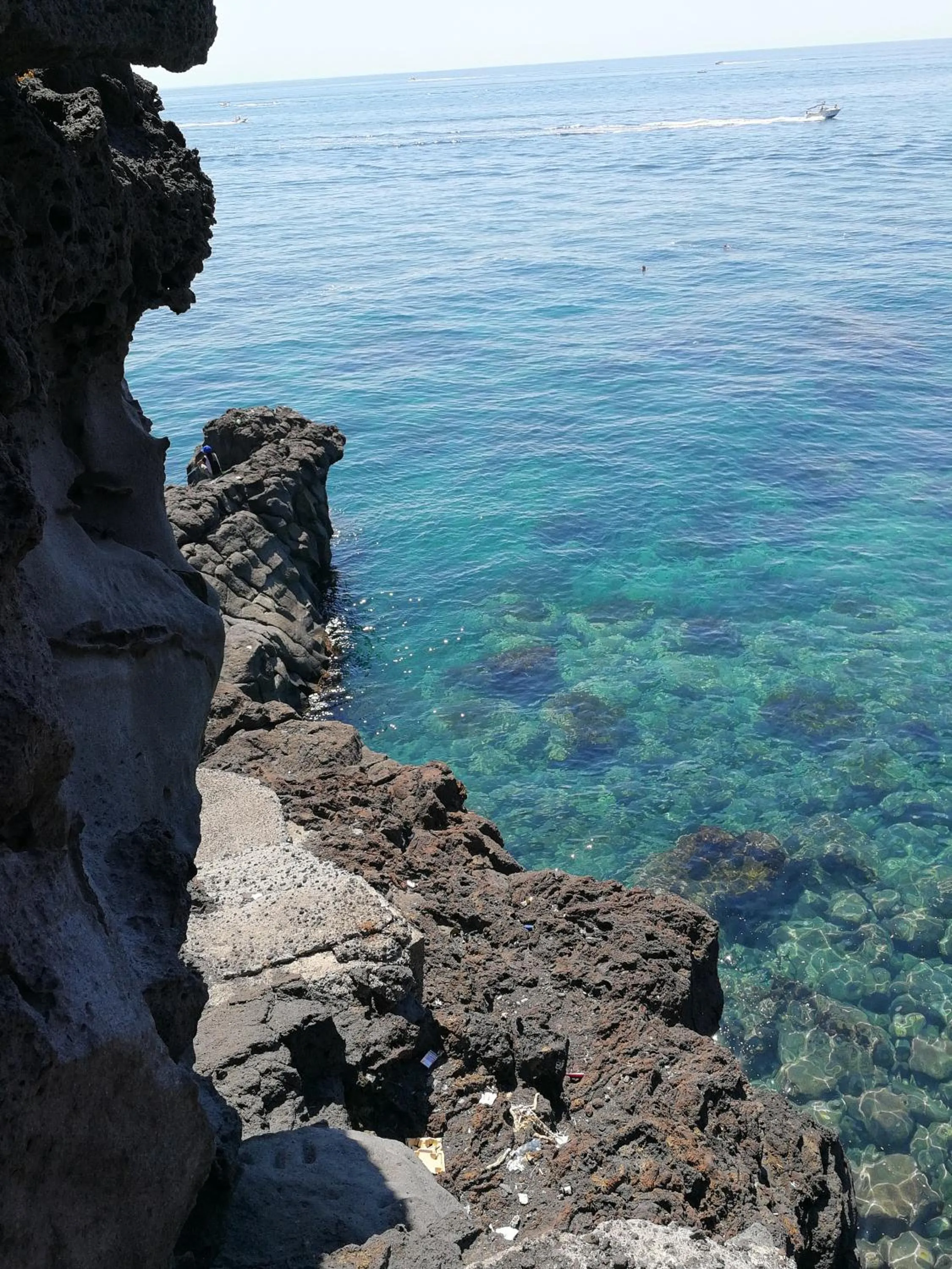Beach in Il Giardino Dei Limoni