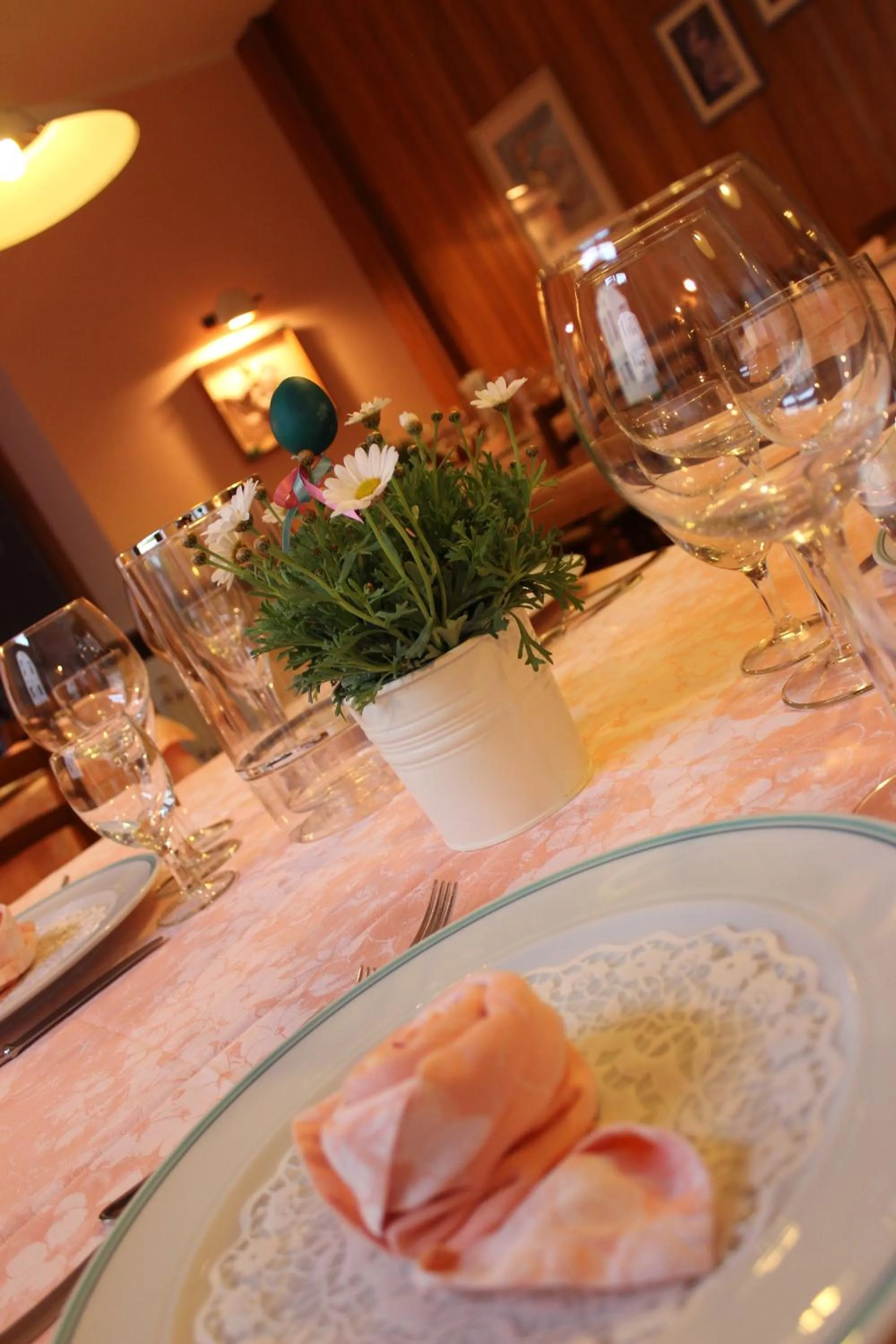 Restaurant/places to eat in Albergo Al Castello