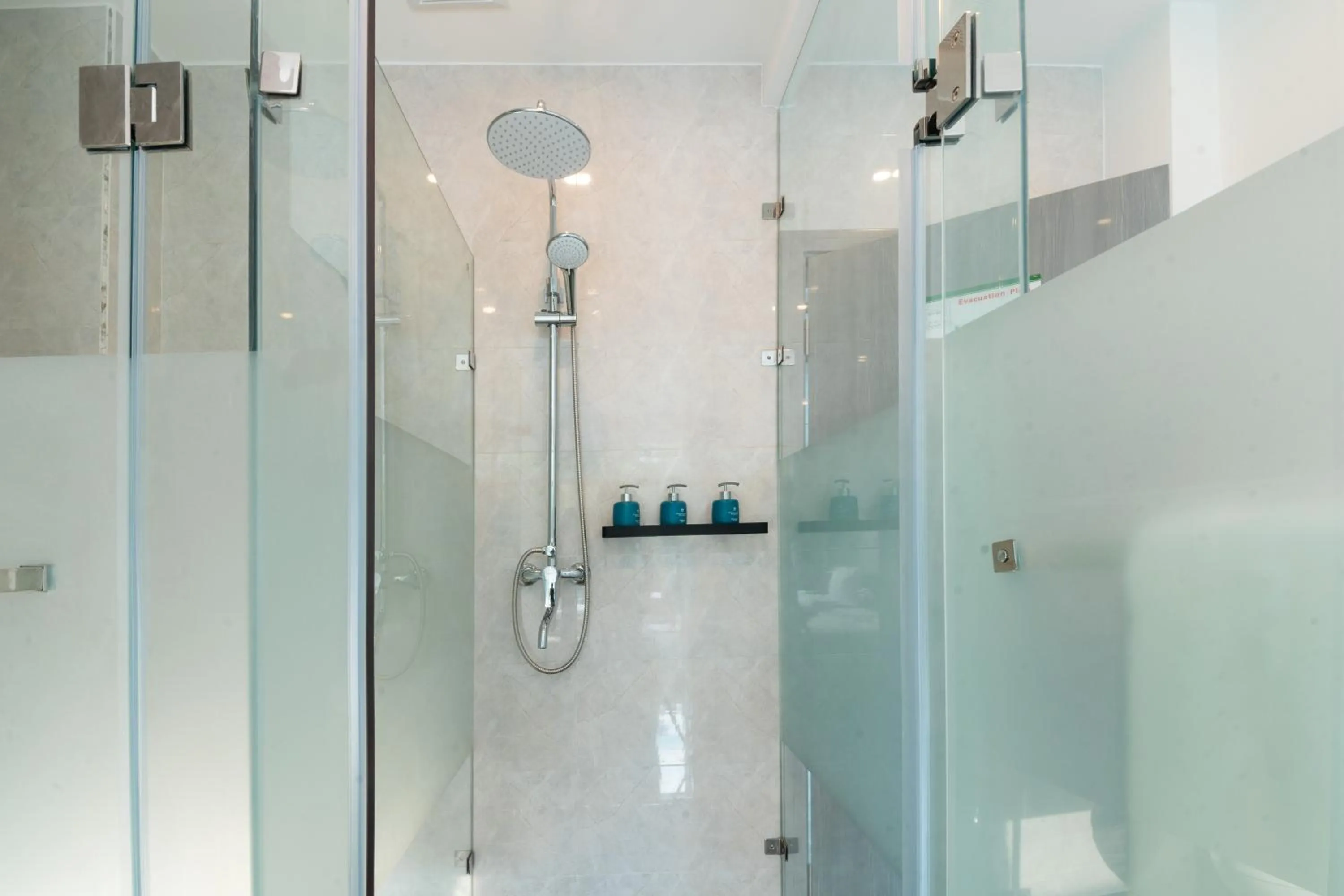 Bathroom in Bohol Panglao Begonia Resort