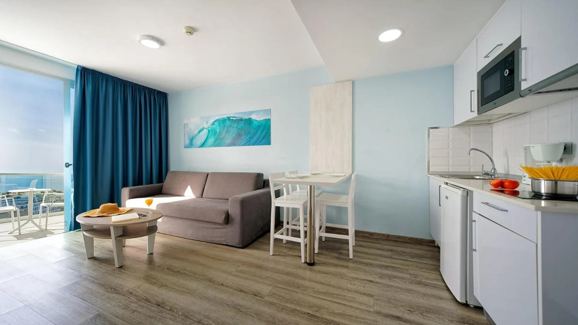 Kitchen or kitchenette in OCEAN HILL - Adults Only