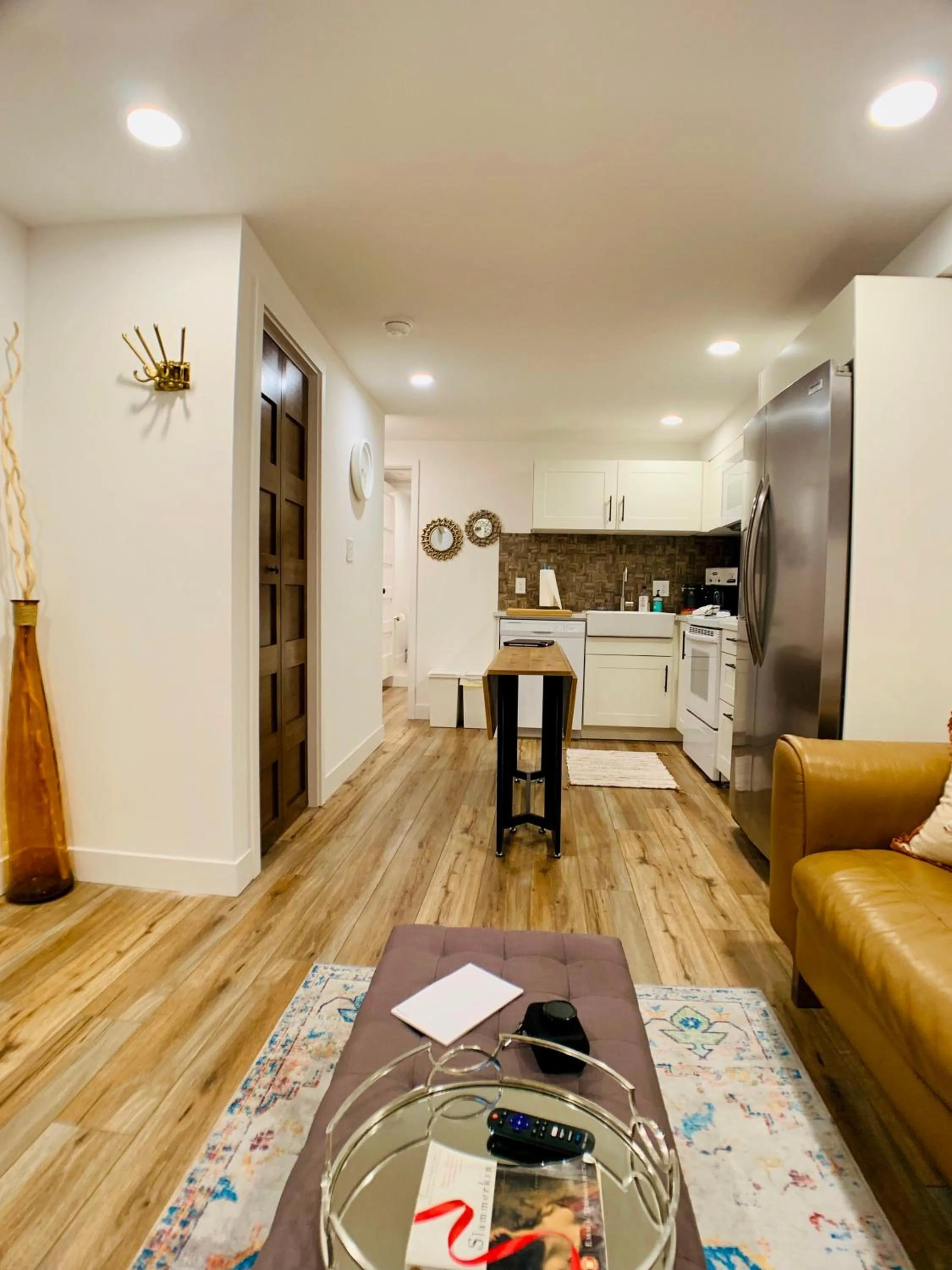 Phinneywood Hideaway - Zoo meets Lake