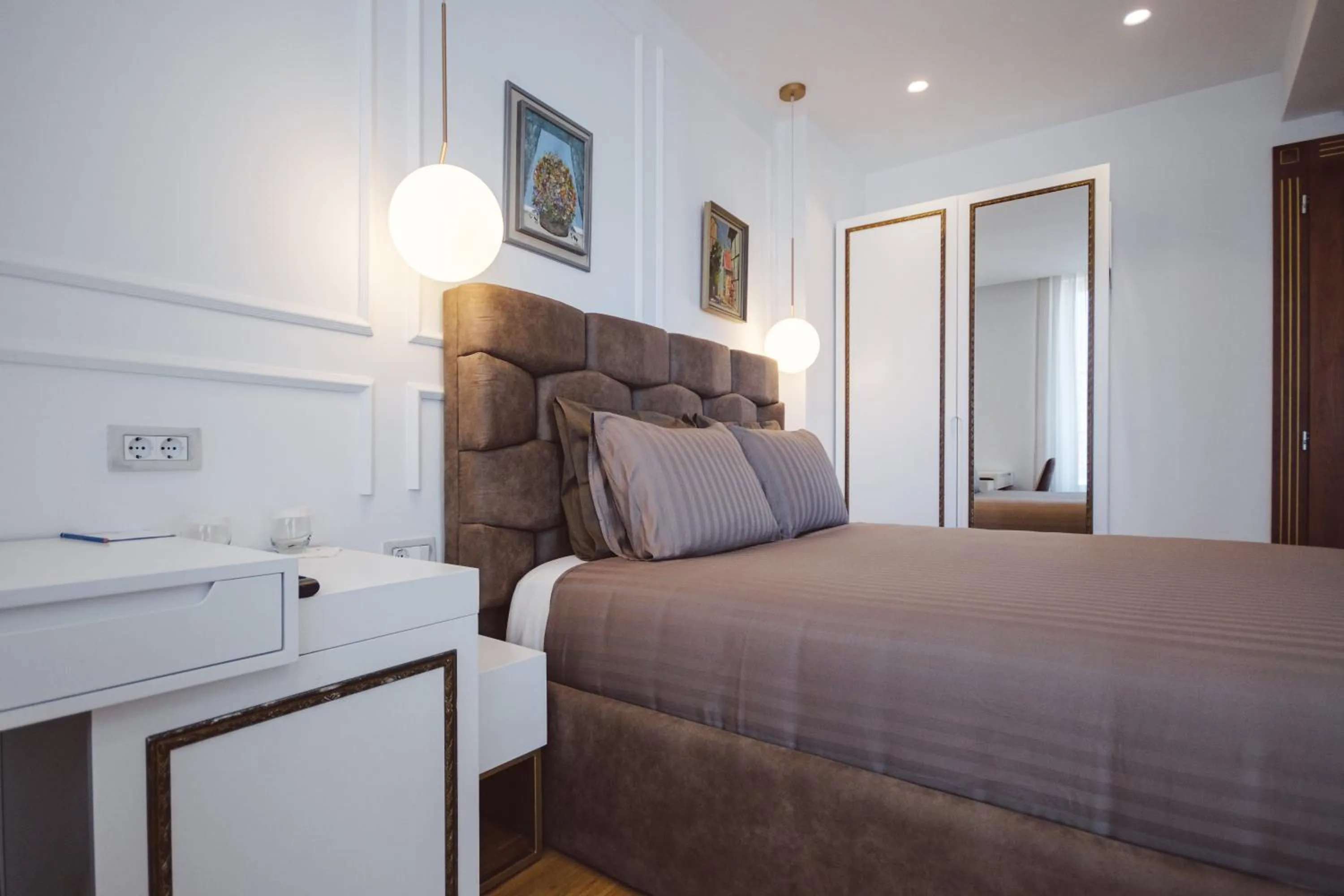 Queen Room with Balcony in Star Hill Hotel & Spa