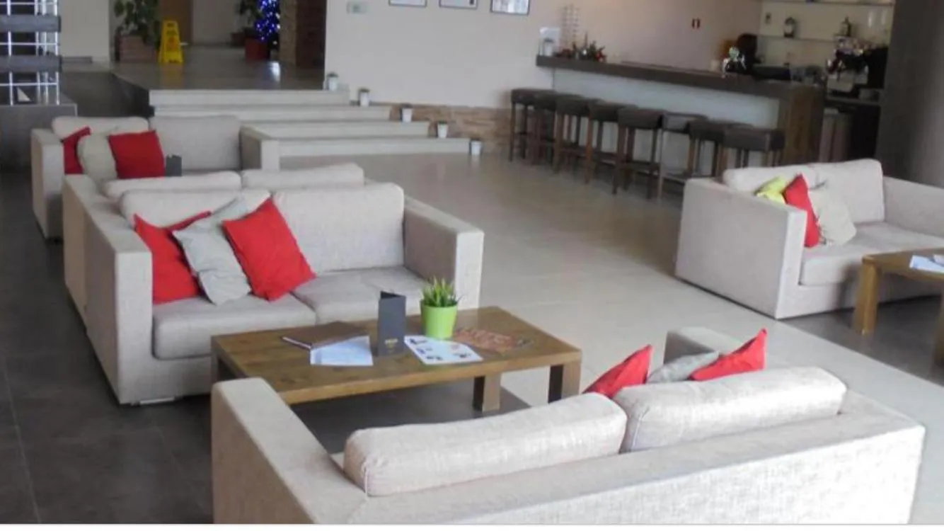 Lounge or bar in Stylish Studio Apart Aspen Golf Resort