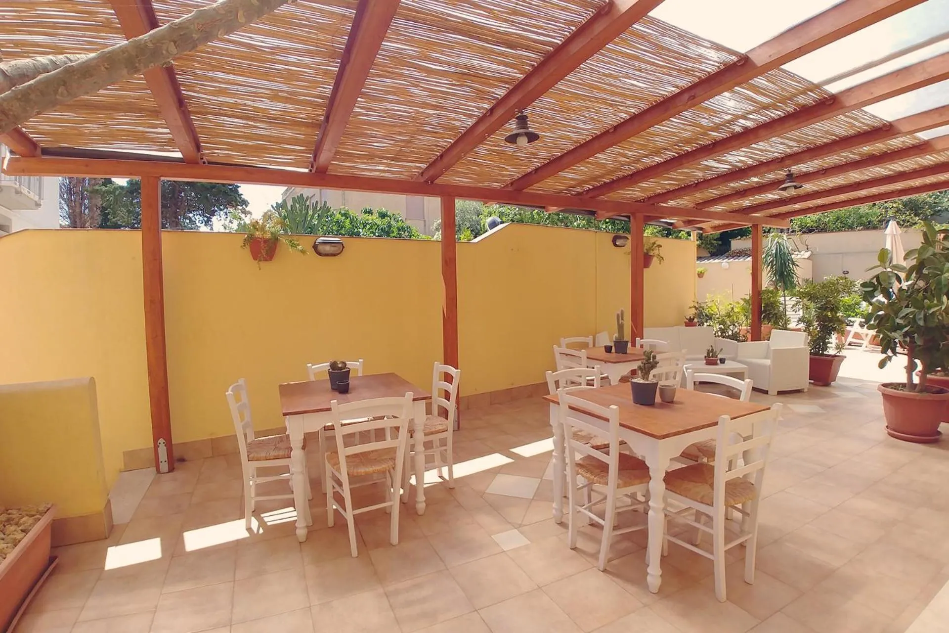 Patio in Bed & Breakfast Tiziana