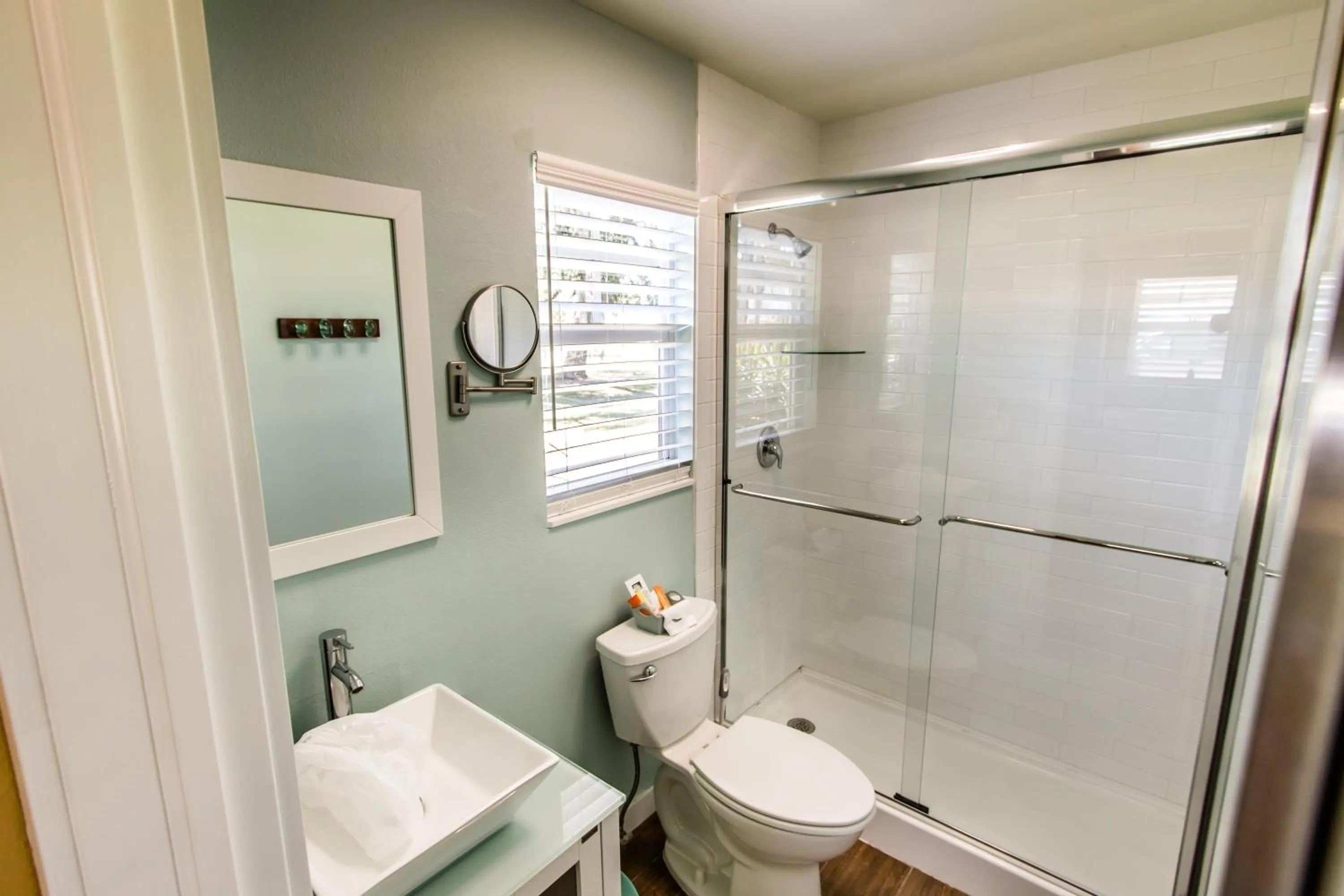 Island View Cottages Sebastian