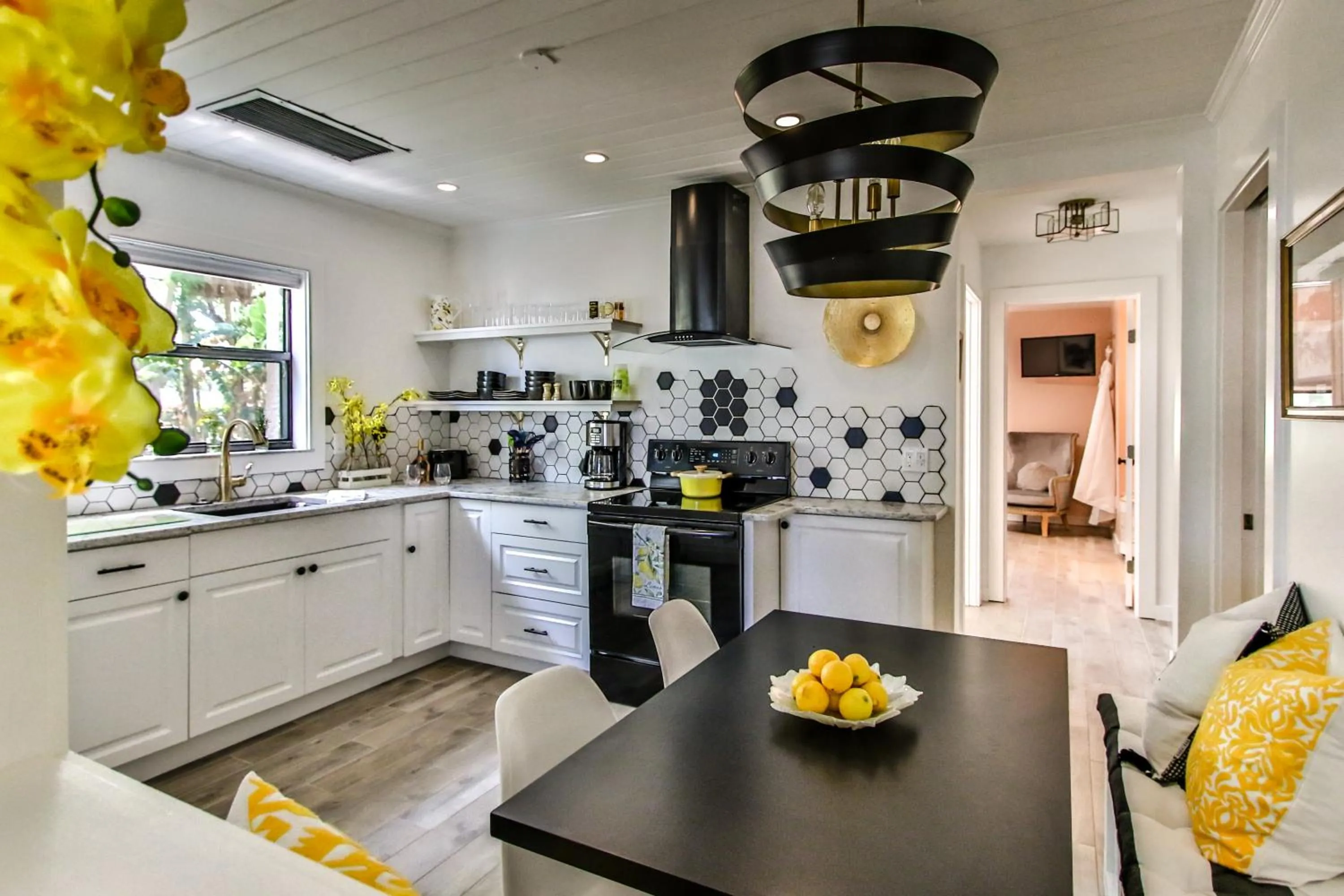 Island View Cottages Sebastian