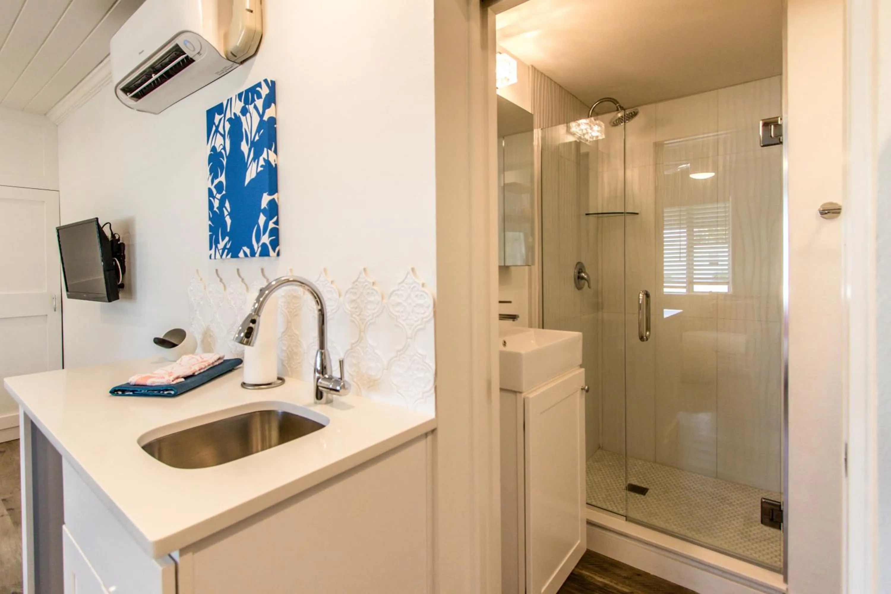 Island View Cottages Sebastian