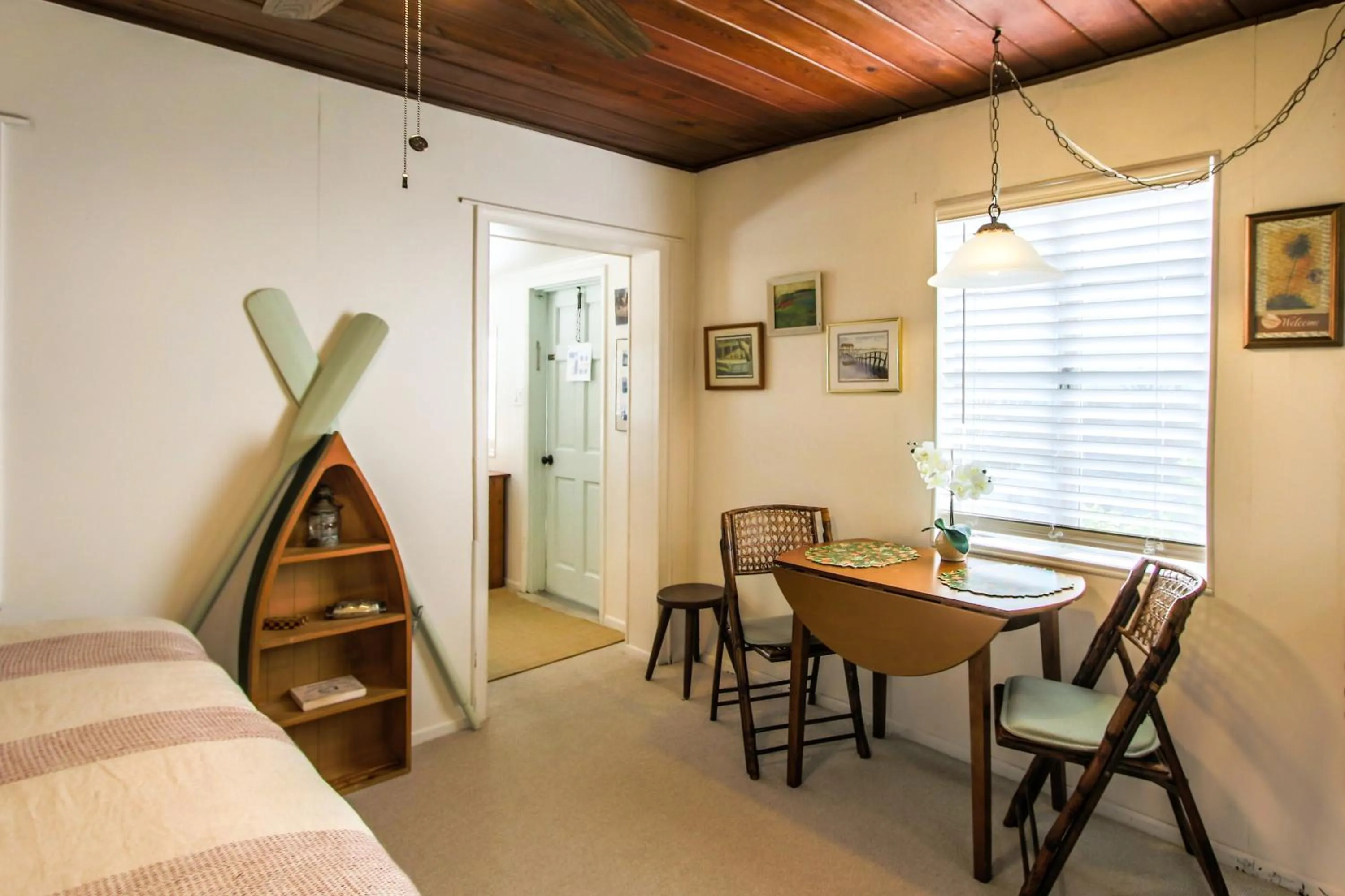 Bed in Island View Cottages Sebastian