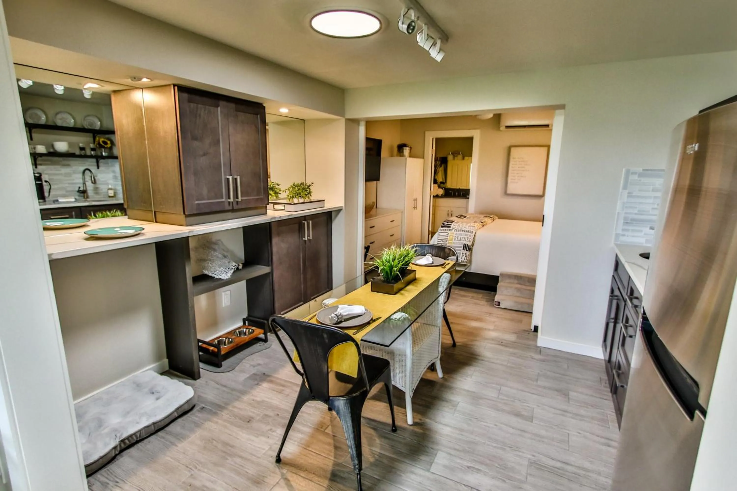 Island View Cottages Sebastian