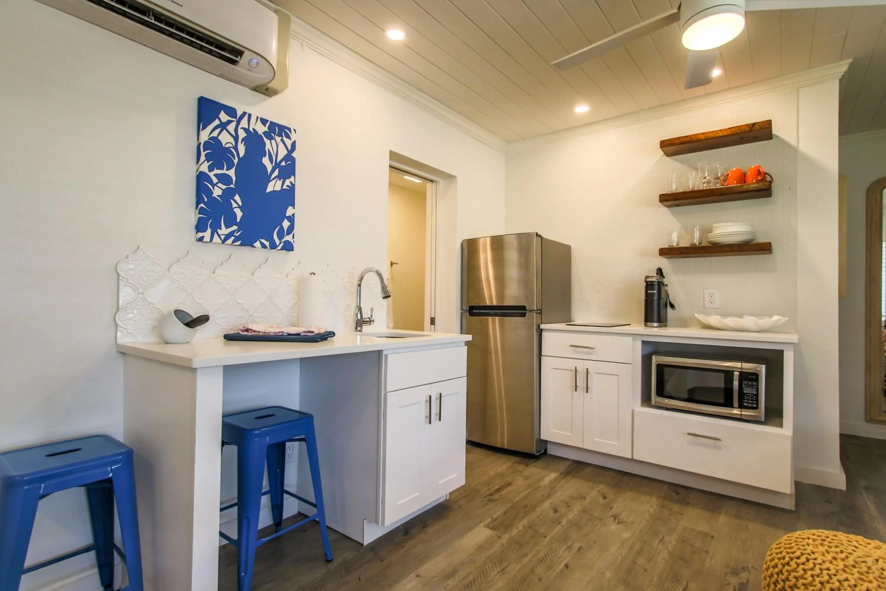 Island View Cottages Sebastian