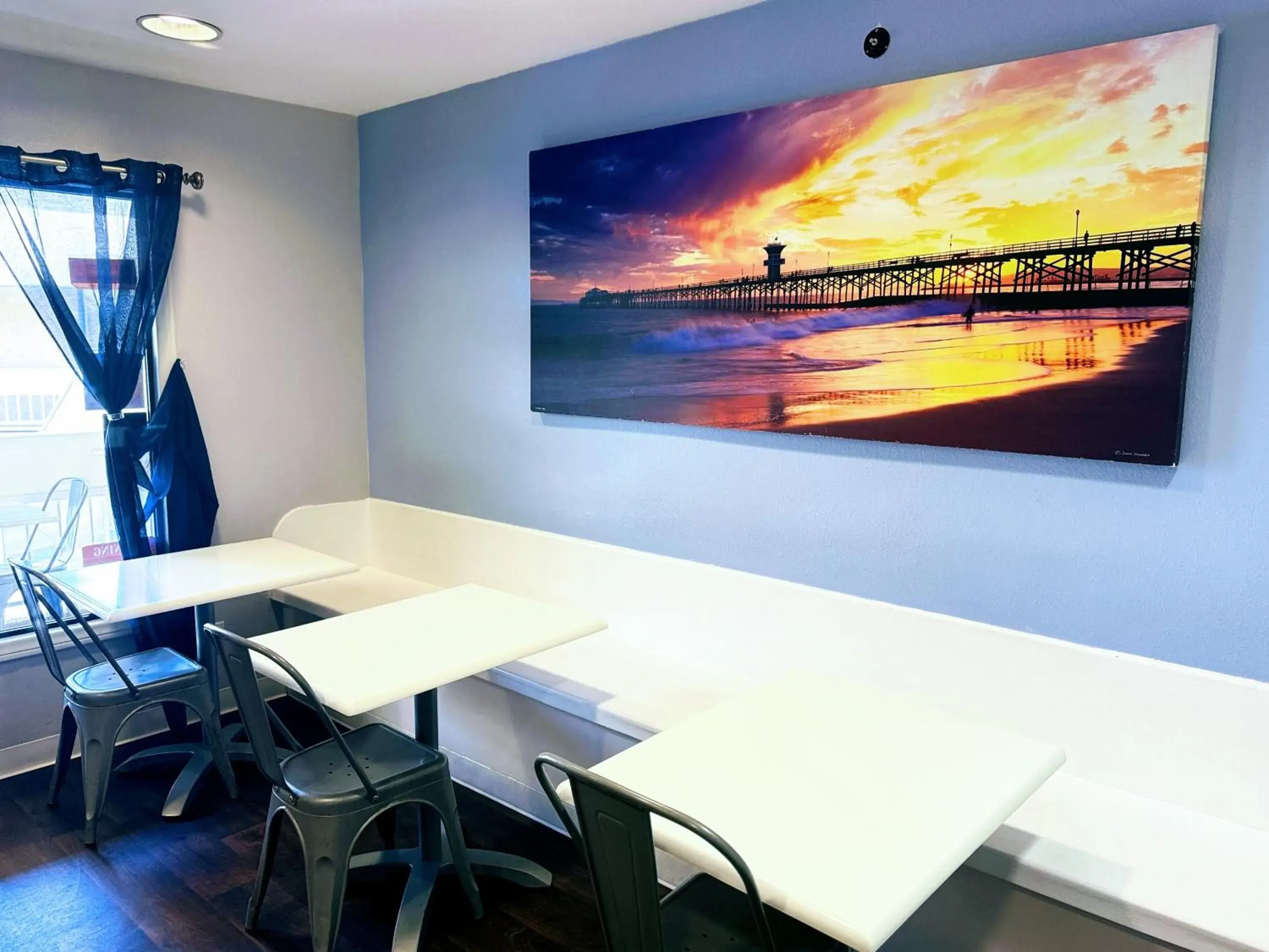 Breakfast in The Pacific Inn Breakfast in The Pacific Inn