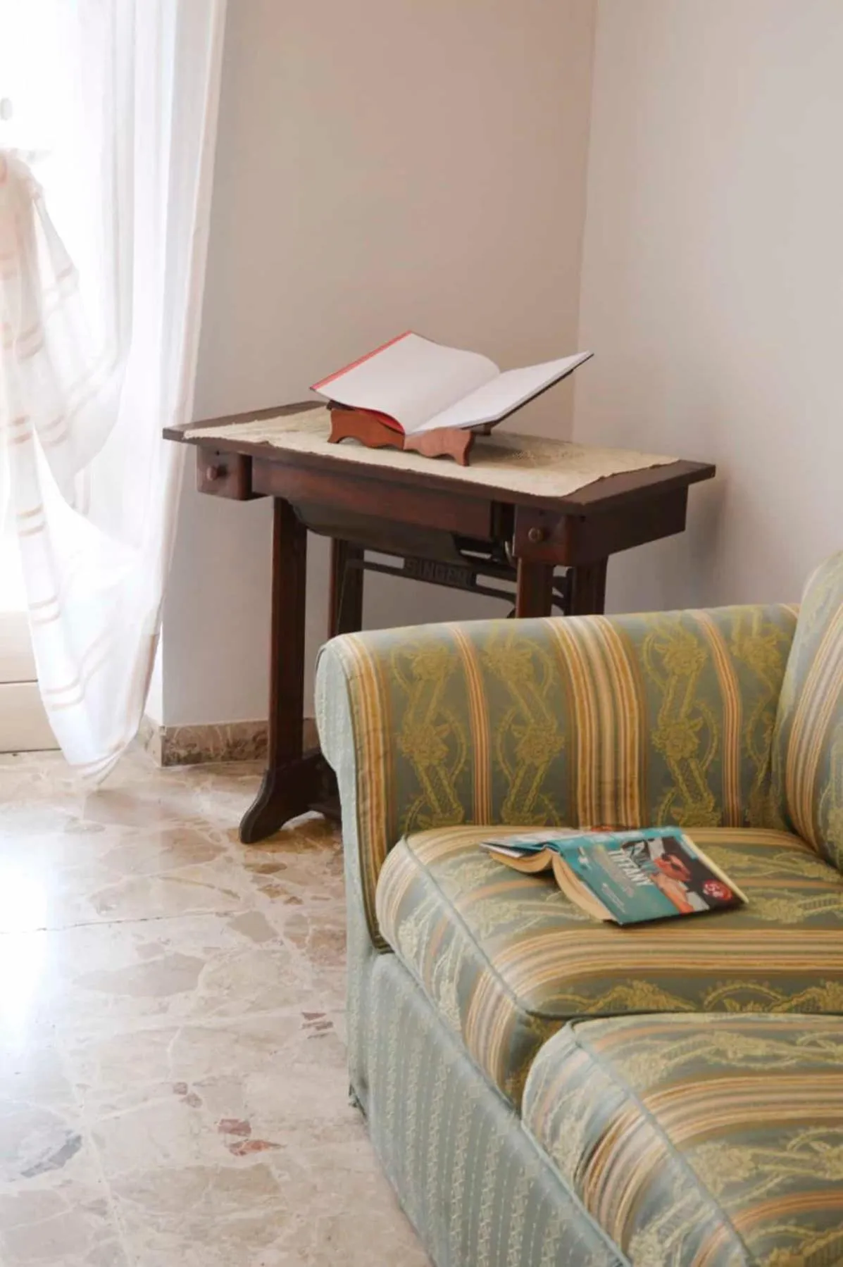 Living room in Villa Luisa B&B