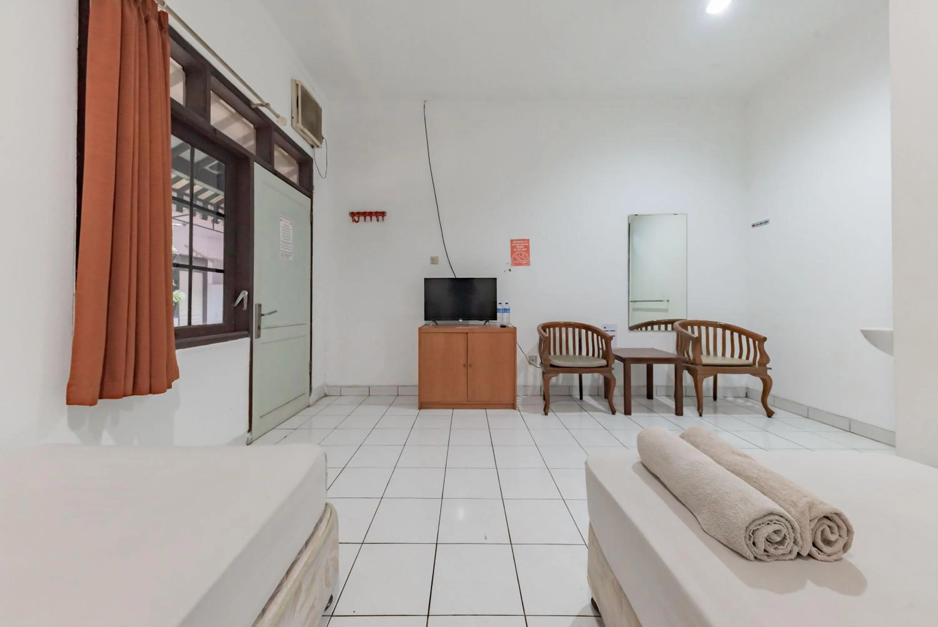 Bedroom in Urbanview Hotel Pondok Kurnia near Buah Batu by RedDoorz