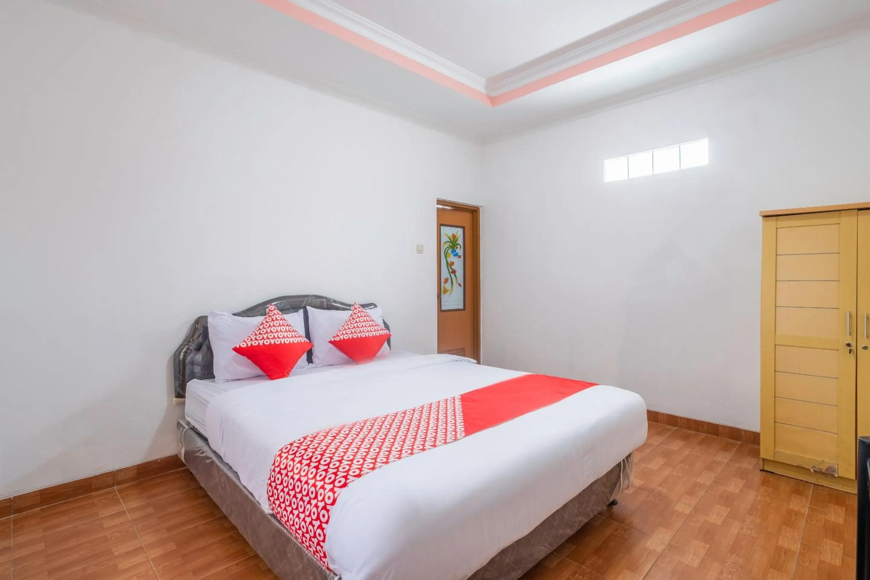 Bedroom, Bed in Capital O 1541 Puri Cikole Asri