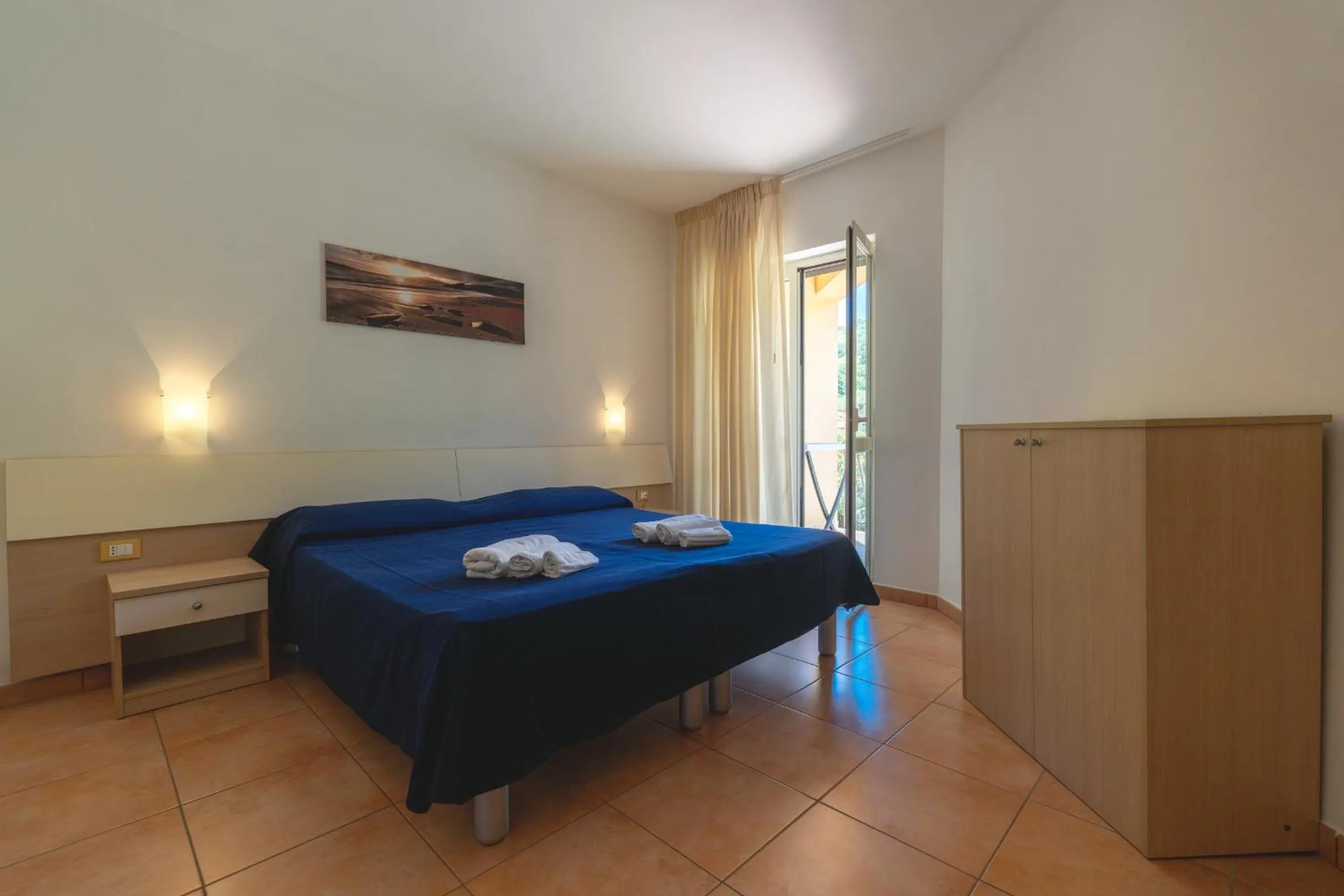One-Bedroom Apartment with Sea View in Residence Pietre Bianche ApartHotel