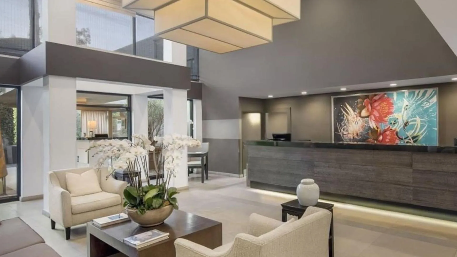 Lobby or reception in Luxe Sunset Boulevard Hotel