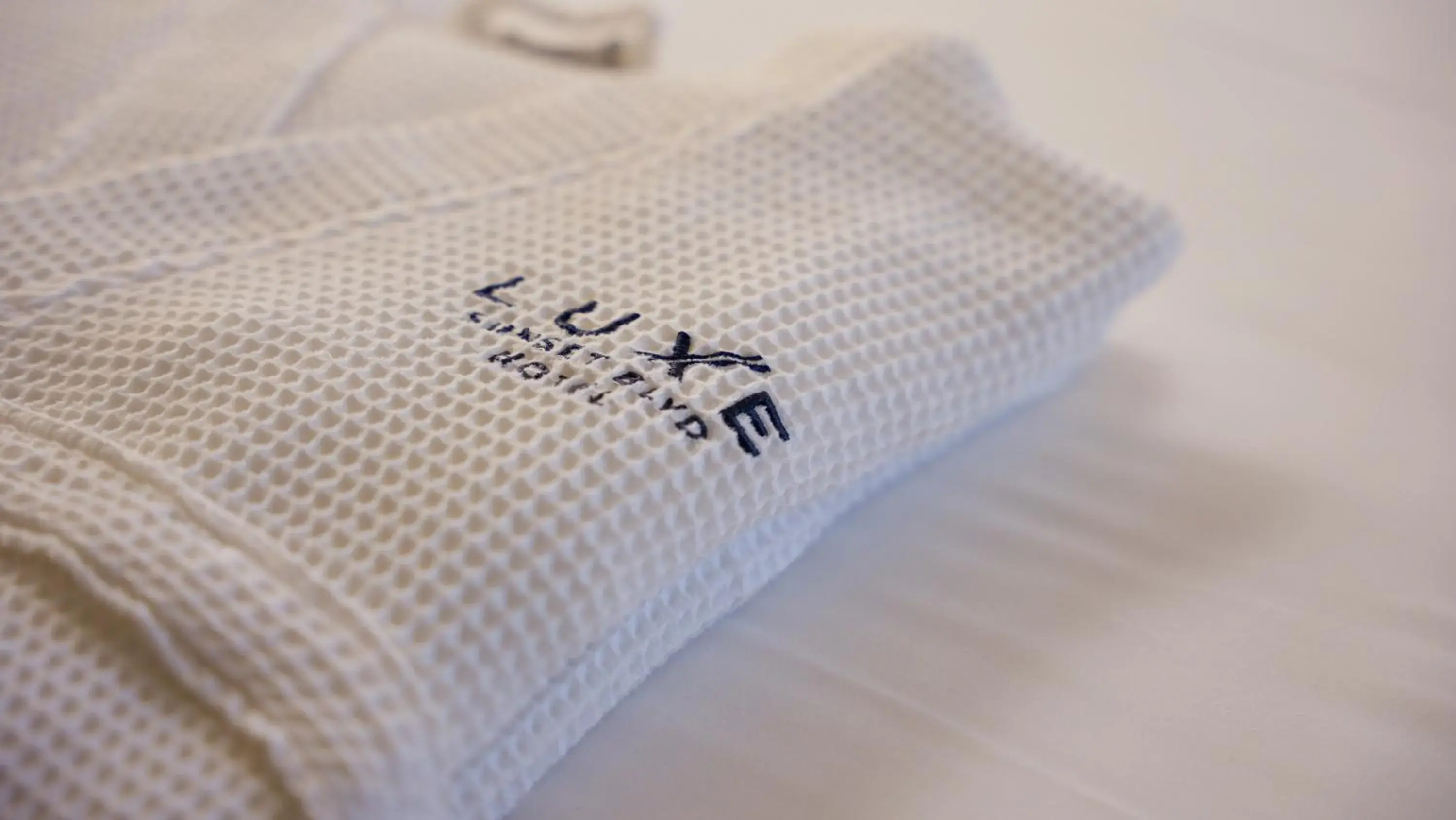 Luxe Sunset Boulevard Hotel Luxe Sunset Boulevard Hotel