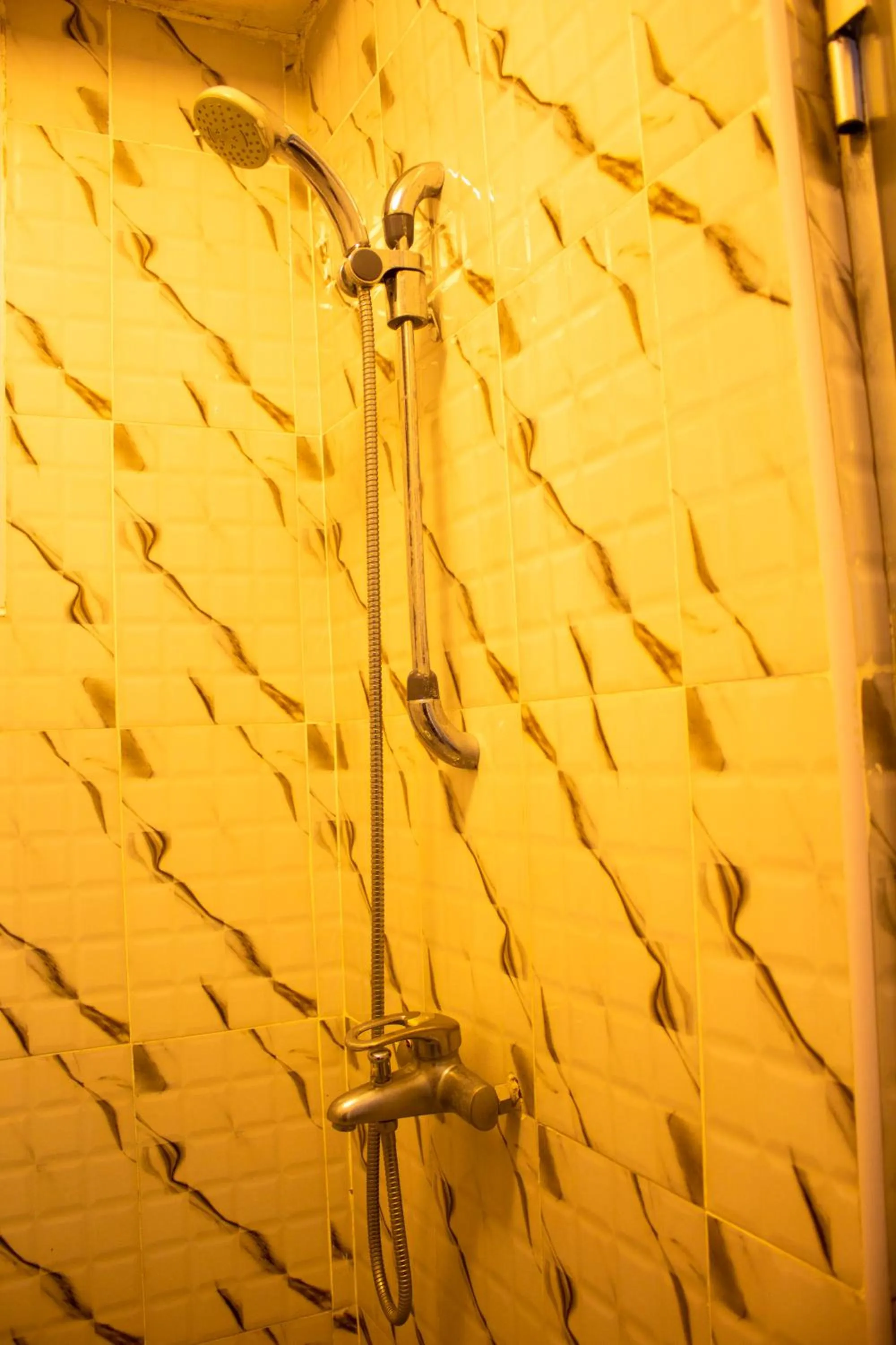 Shower in New Hotel Aquiline