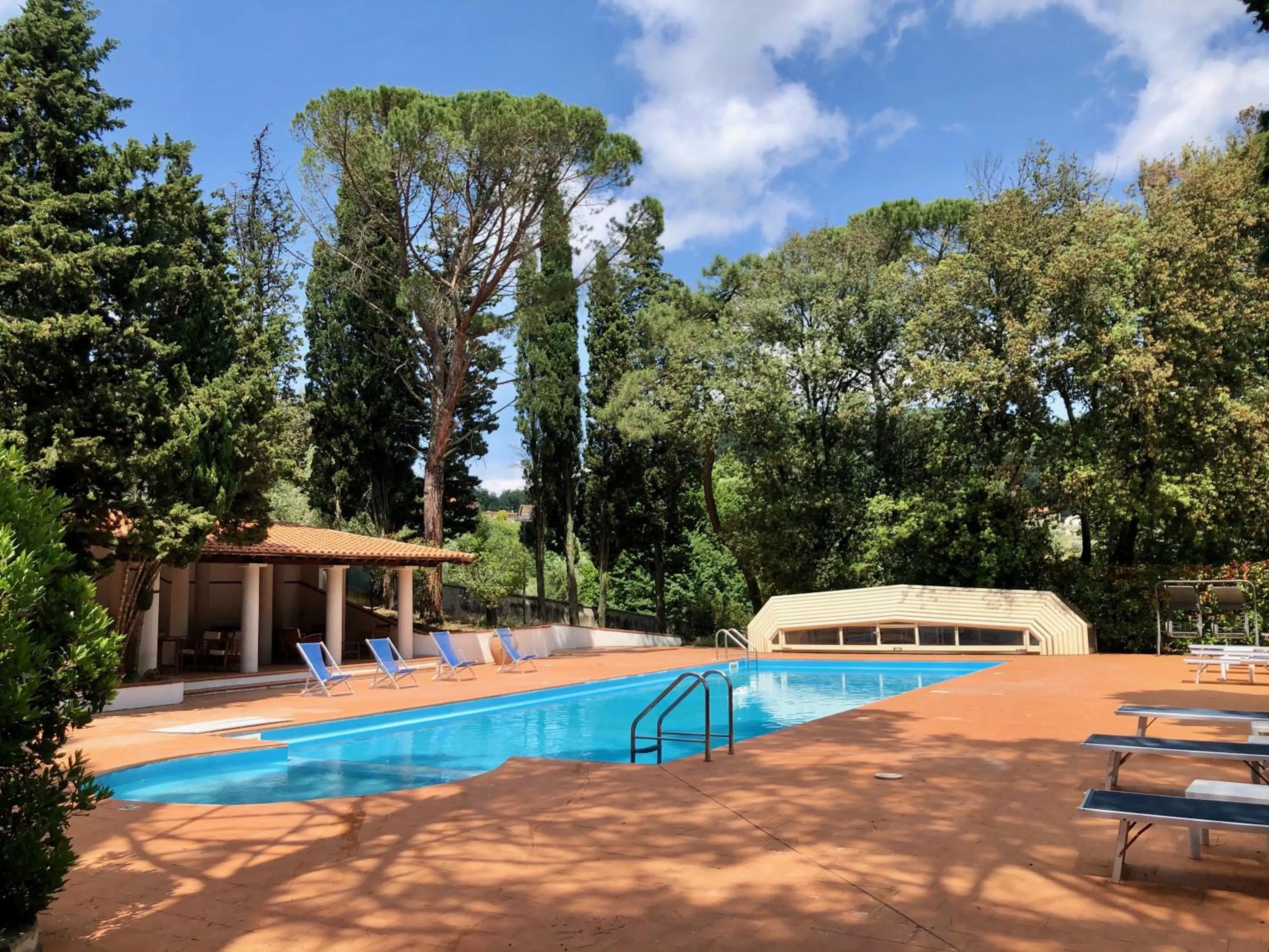 Swimming pool in Villa del Parco in Tuscany
