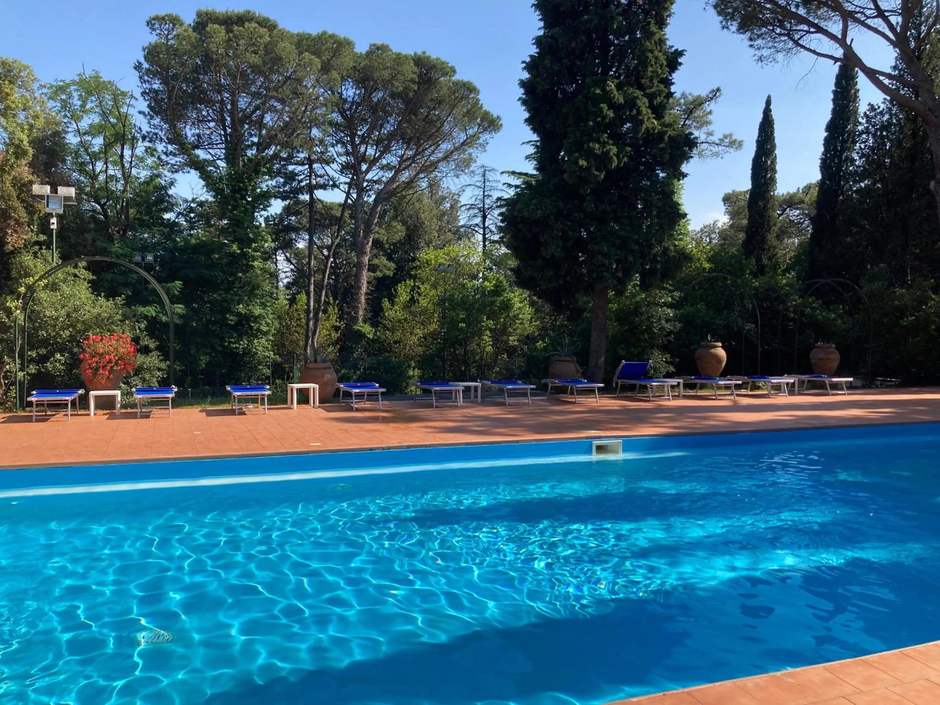 Pool view in Villa del Parco in Tuscany