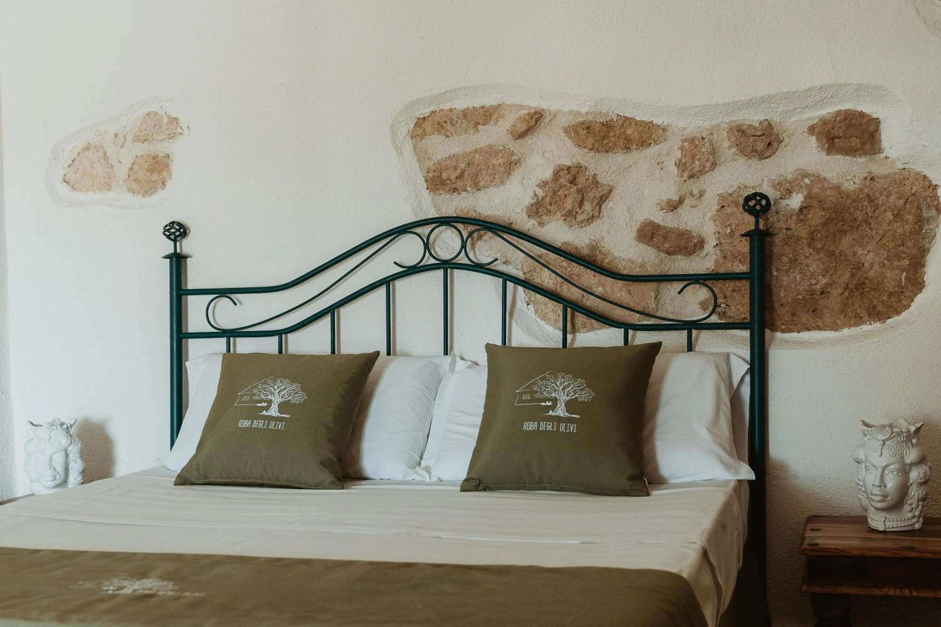 Bed in Roba Degli Ulivi