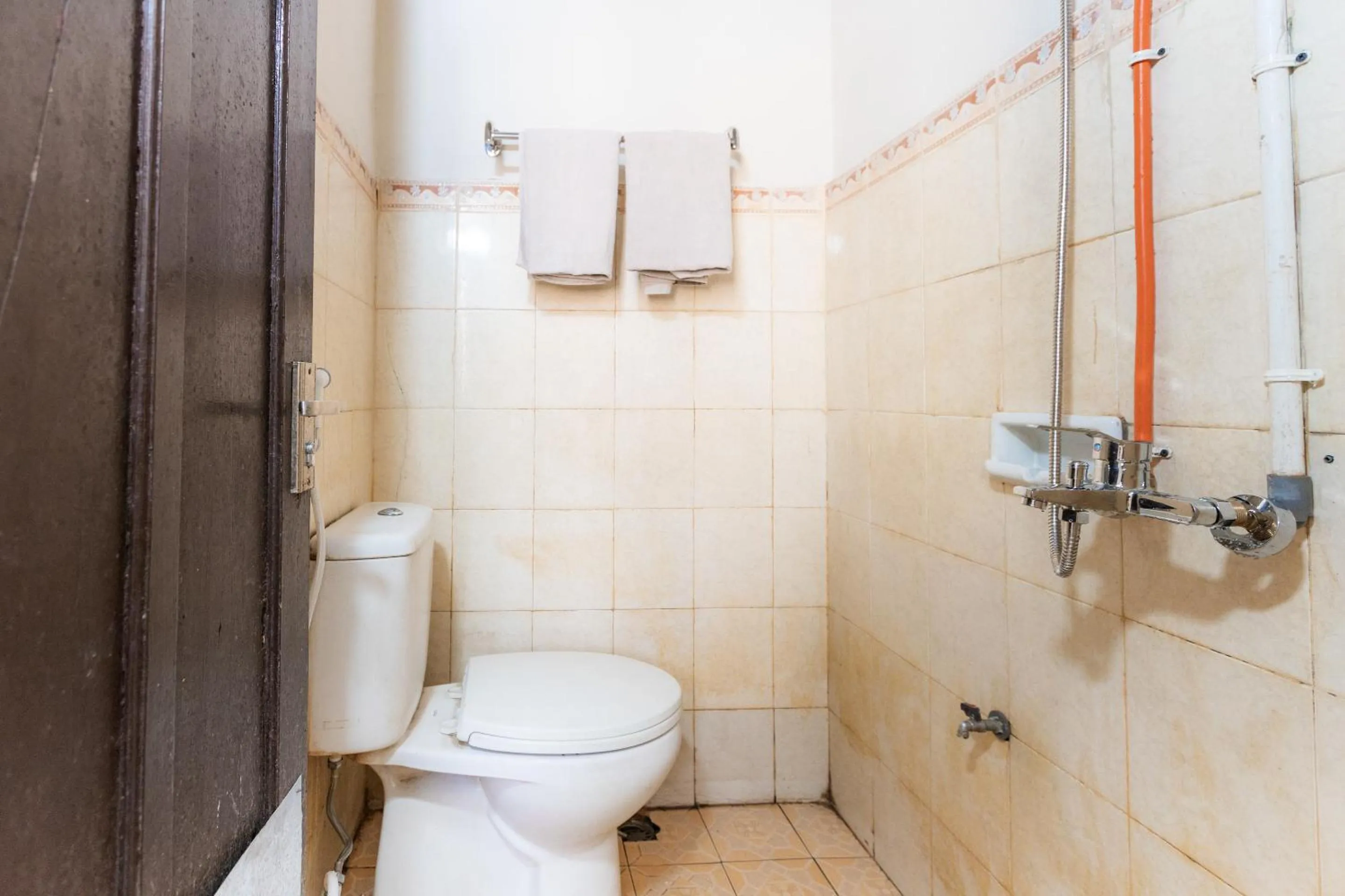 Bathroom in Hotel O Wisma Pelita Mas