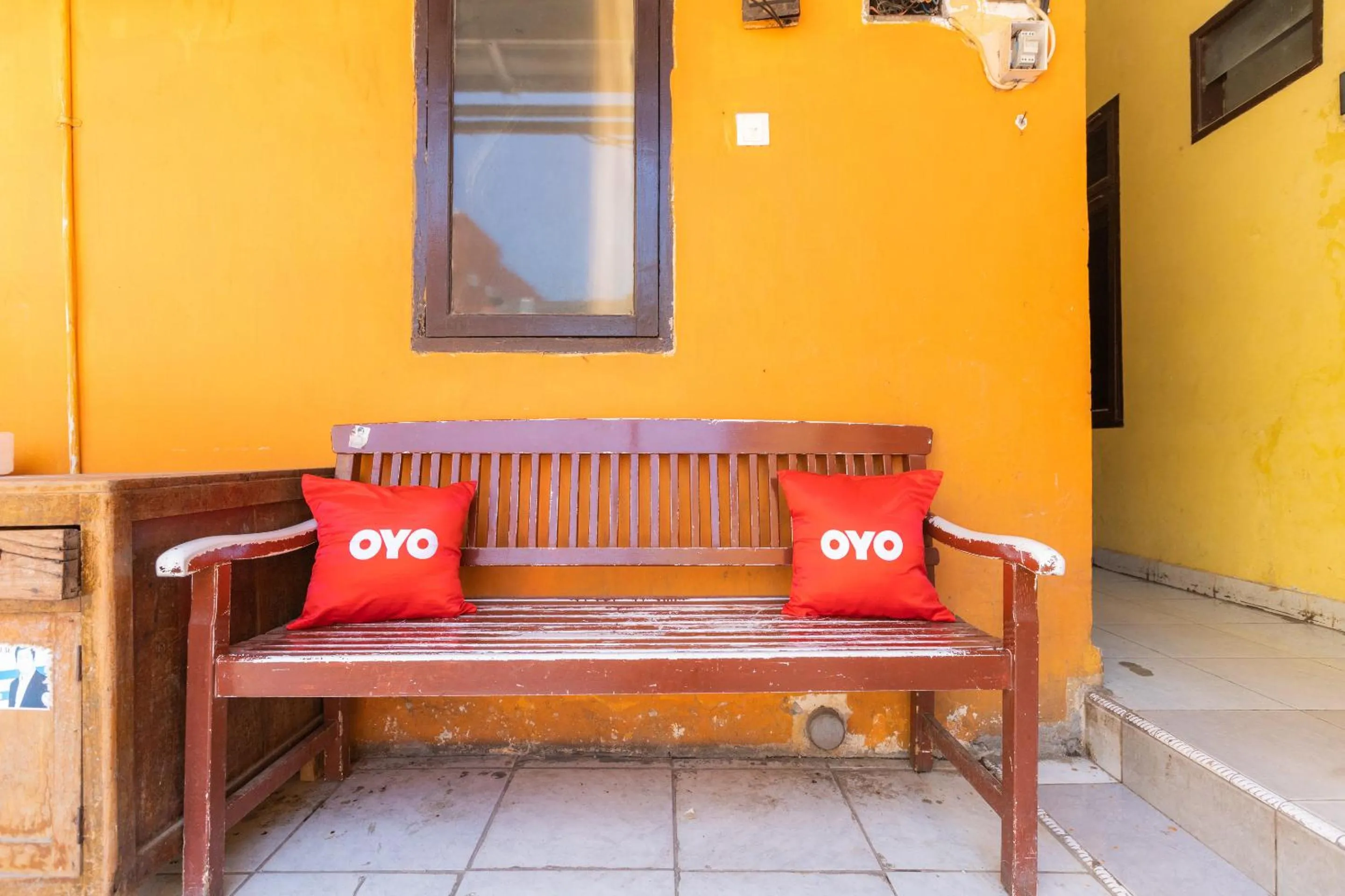 Seating area in Hotel O Wisma Pelita Mas