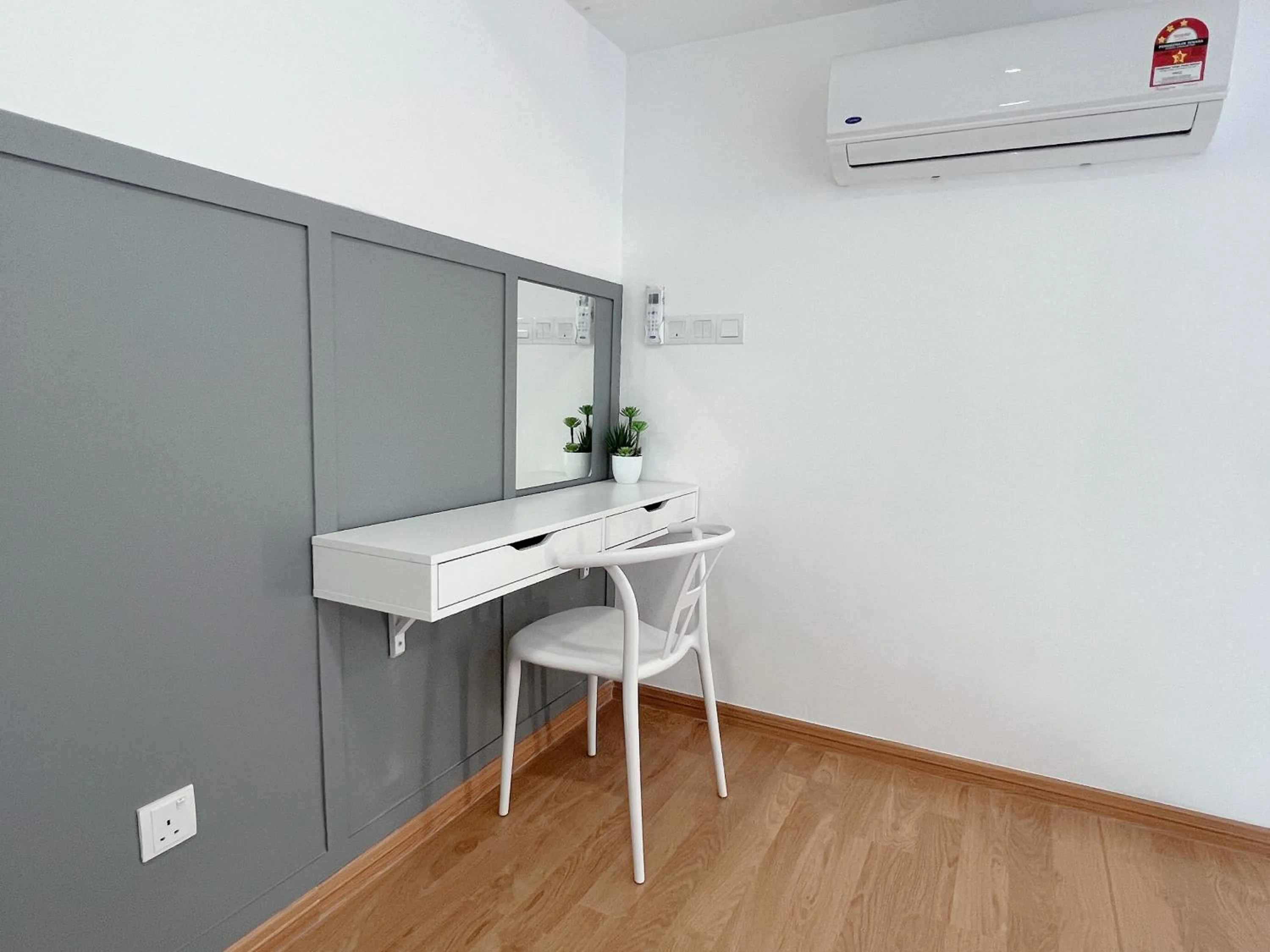 hair dresser in EkoCheras Designer Suite by Moka @ Cheras