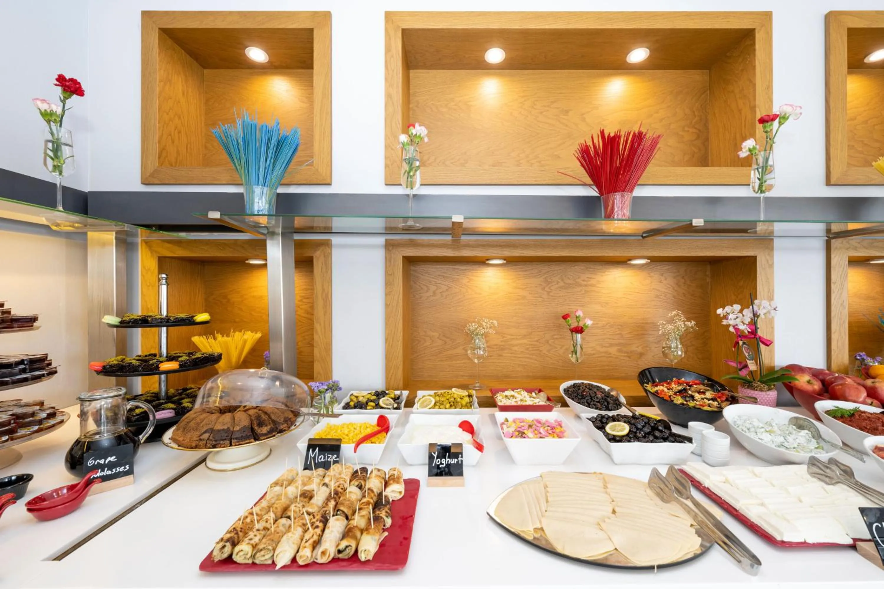 Restaurant/places to eat in Graziella Gold Hotel