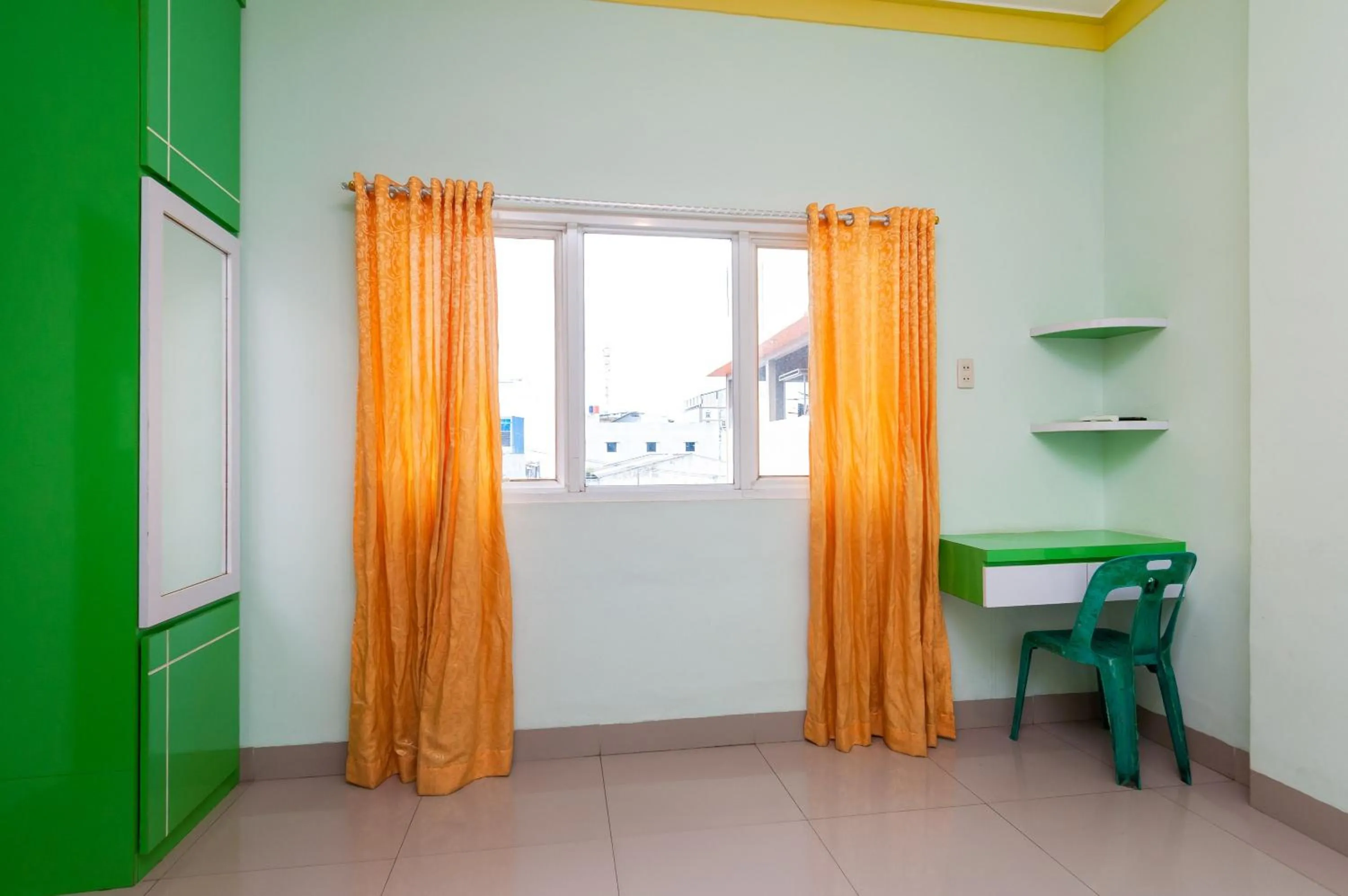 Property building in RedDoorz Syariah At Dinda Residence