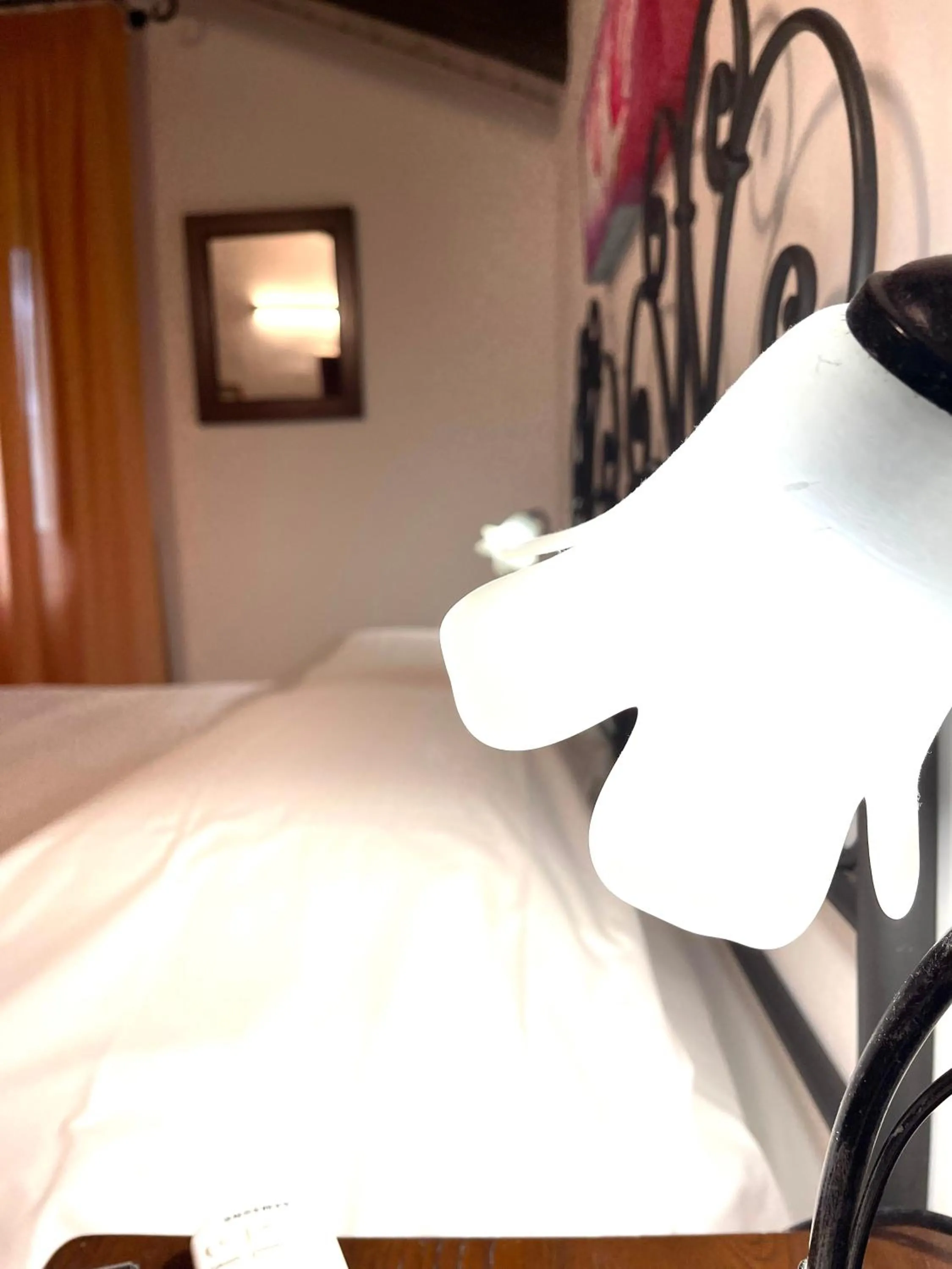 Decorative detail, Bed in Agriturismo Sant'Alfonso