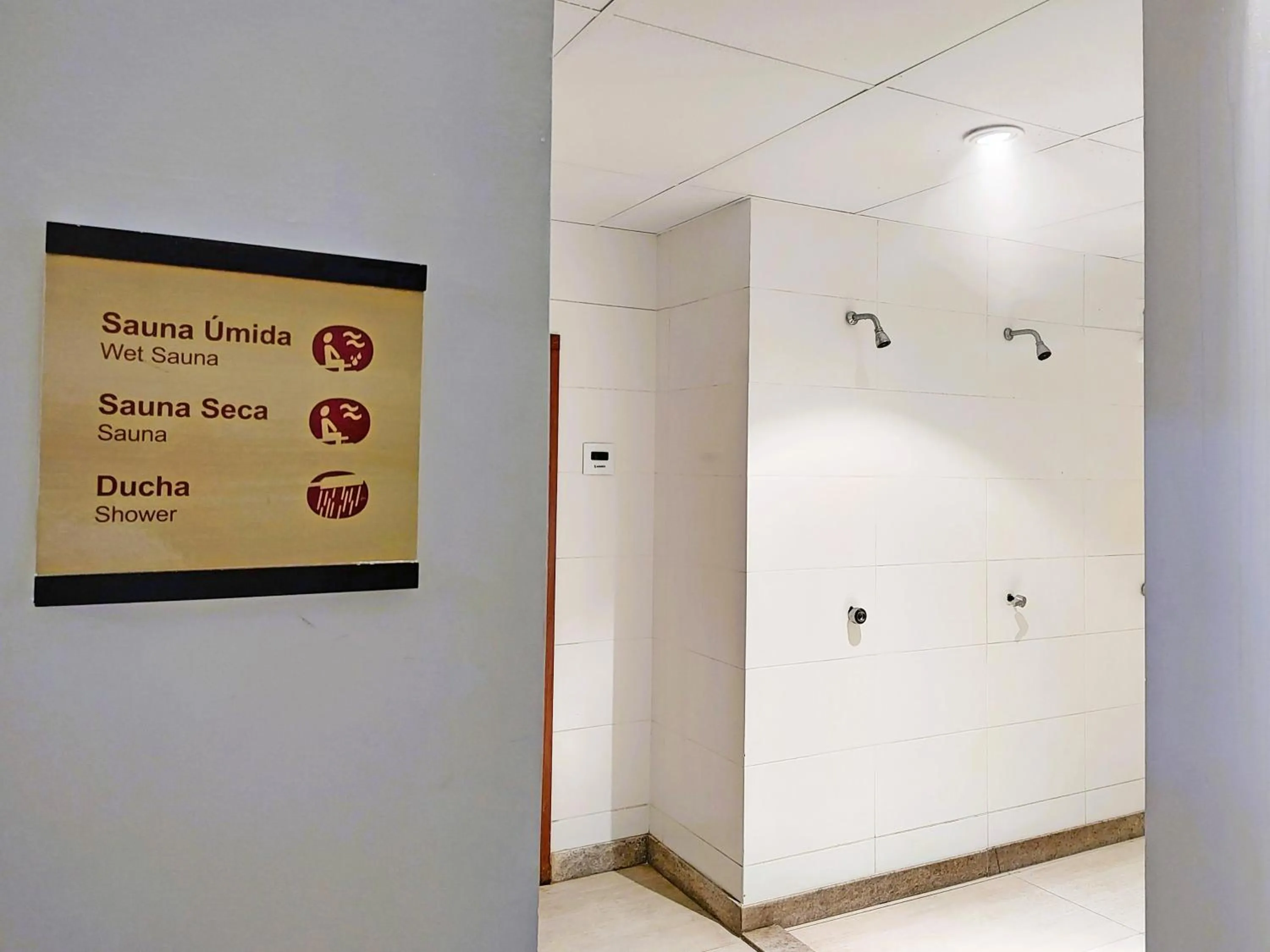 Shower in FLAT VISTA AZUL - RESIDENCIAL