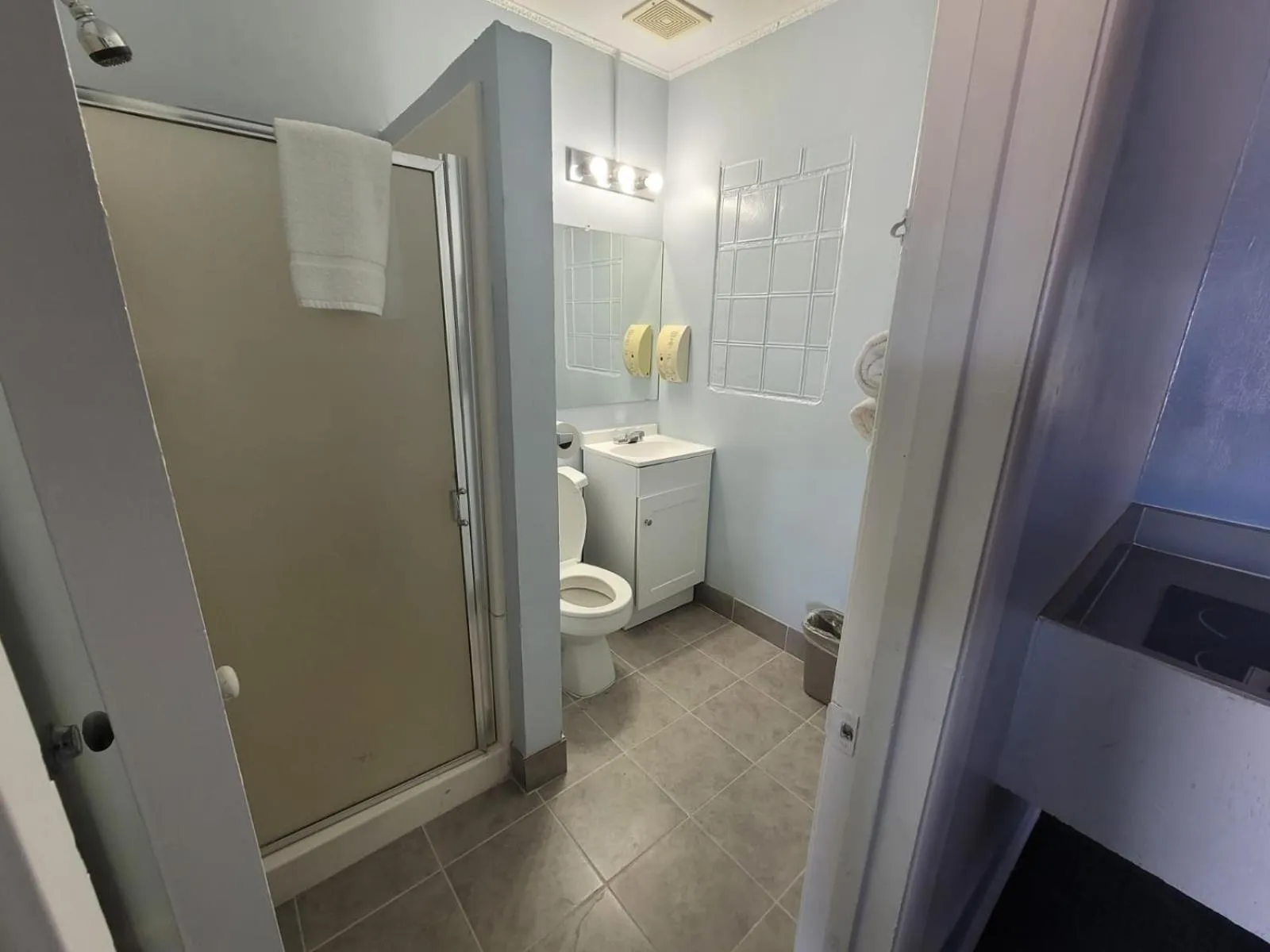 Bathroom in Heritage Budget Inn By OYO Hwy 84