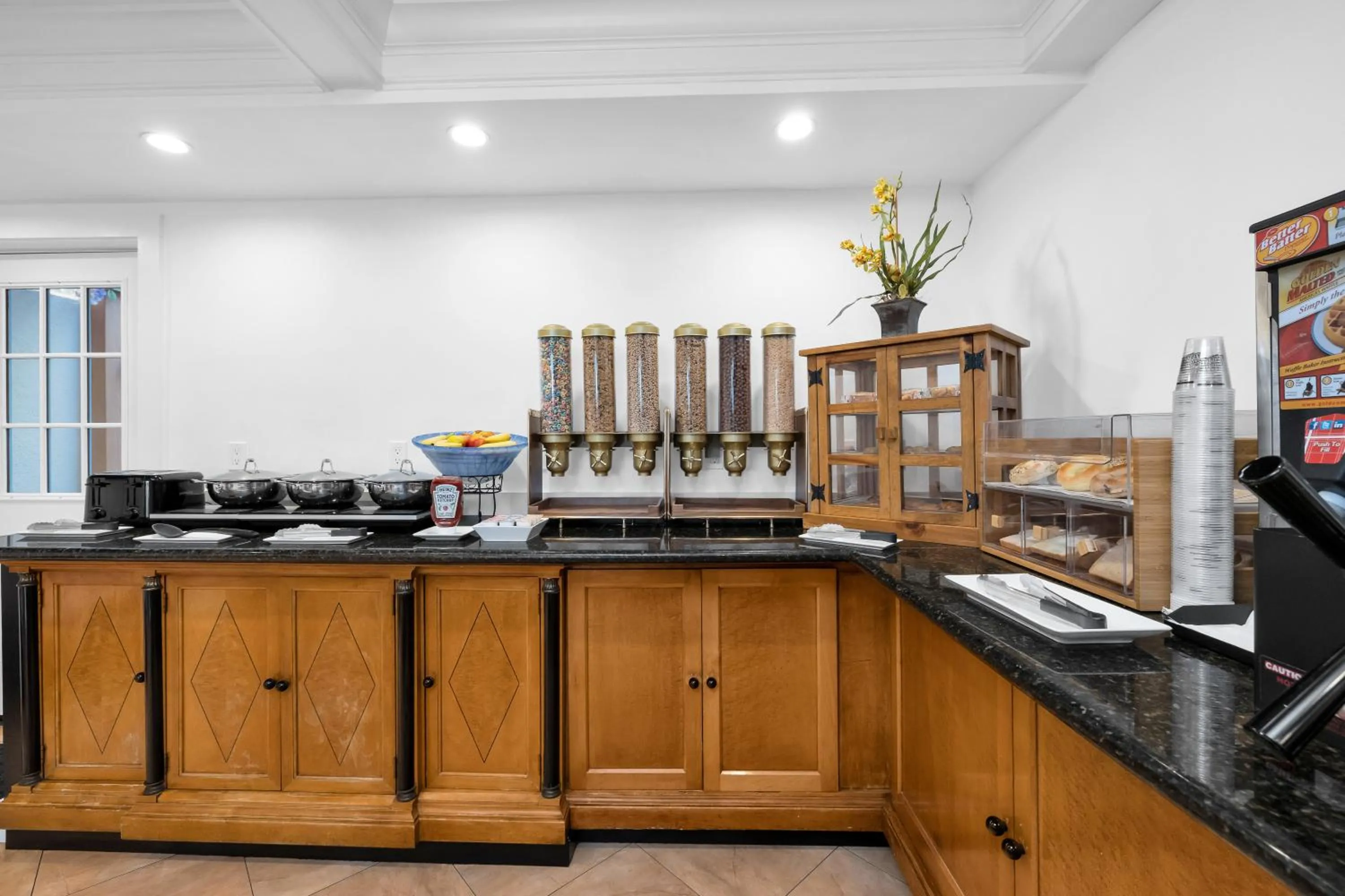 Breakfast in The Millwood