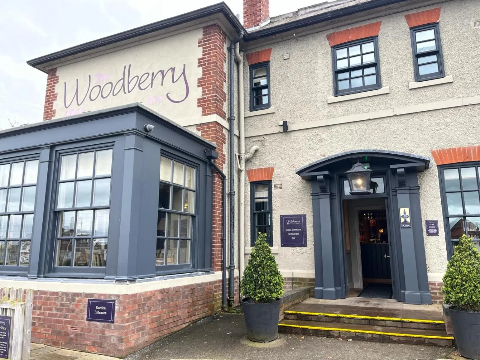 Property building in Woodberry Inn
