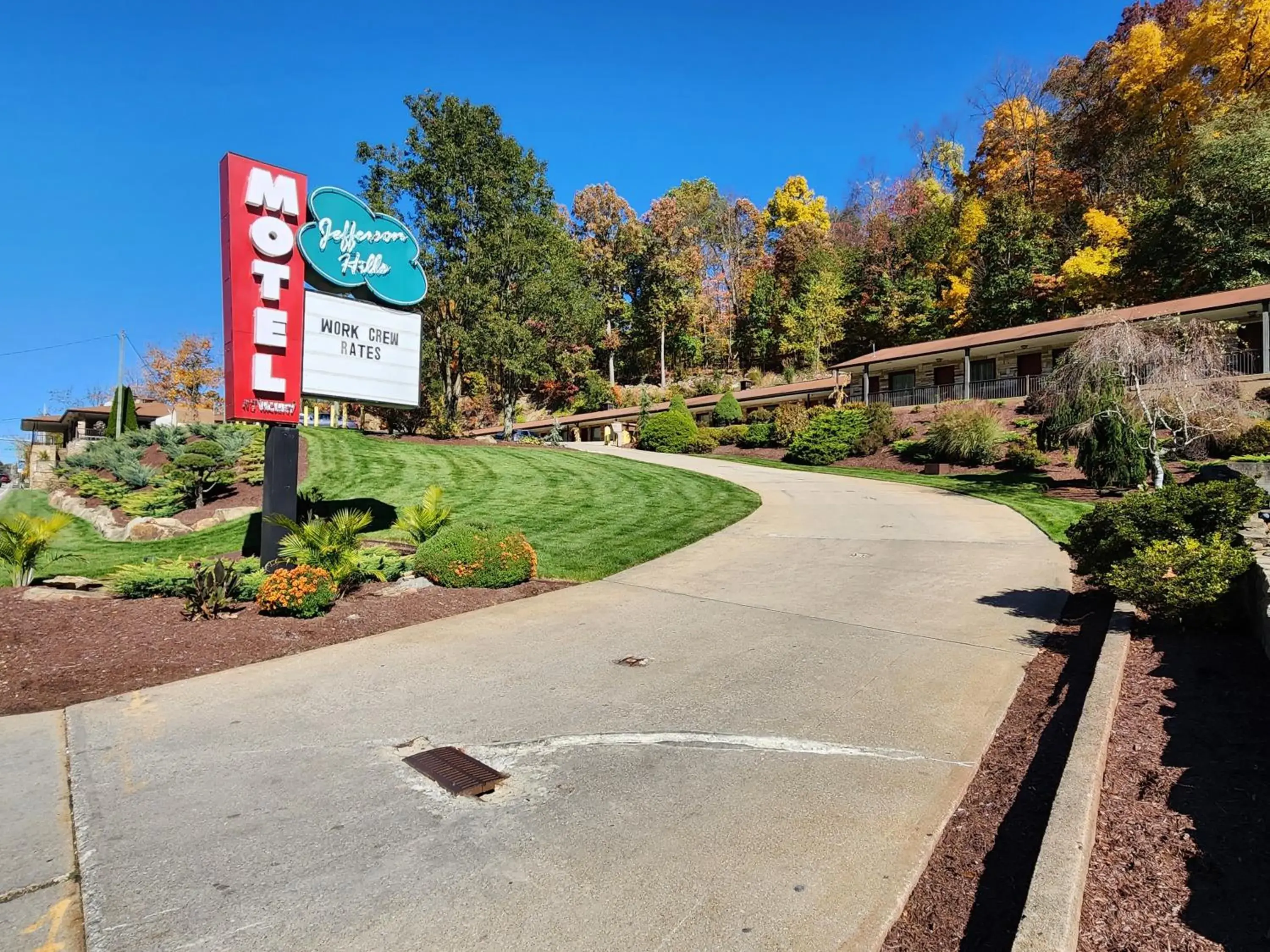 Property logo or sign in Jefferson Hills Motel Property logo or sign in Jefferson Hills Motel